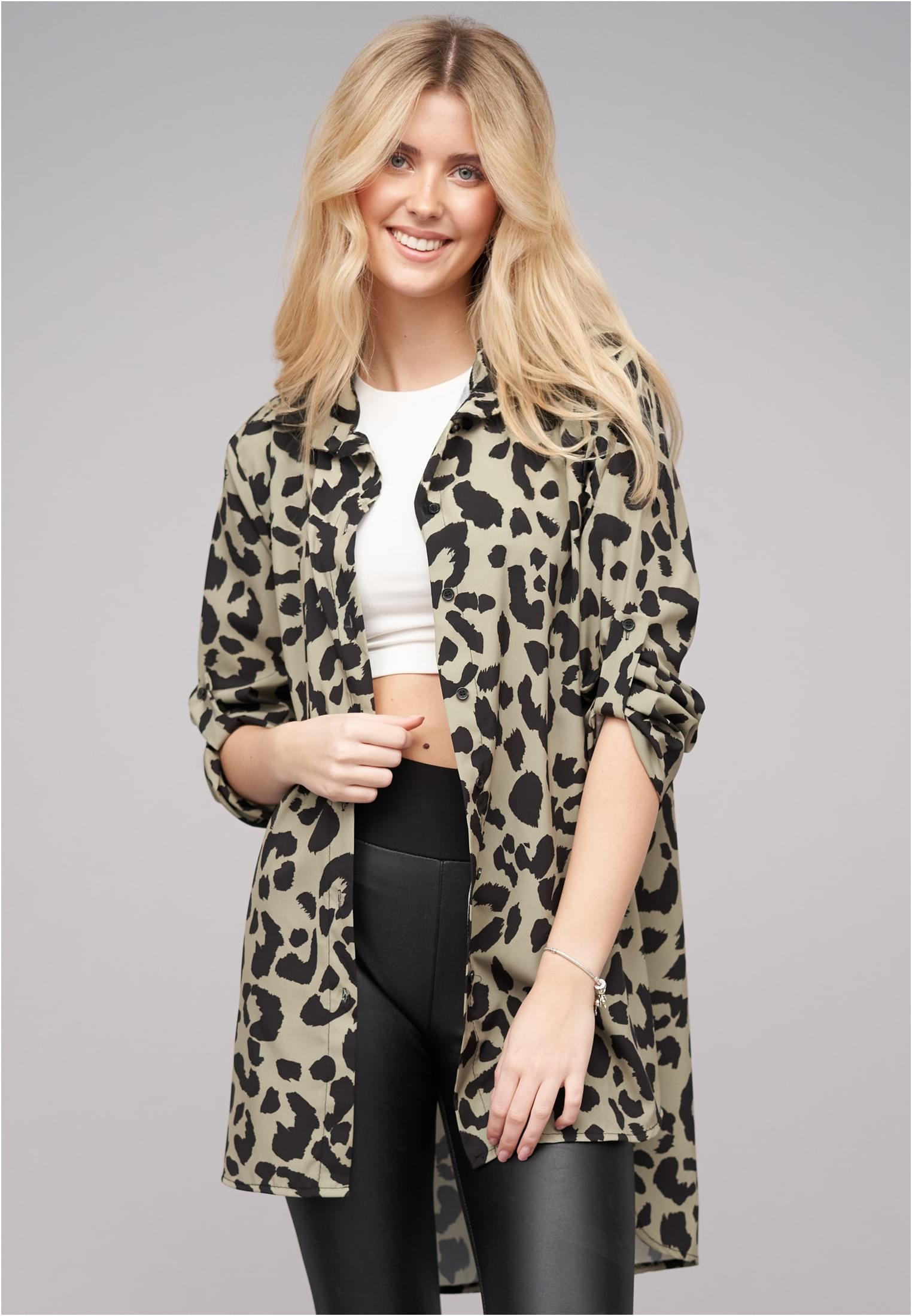 Cloud5ive Leo All Over Turn-Up Bluse