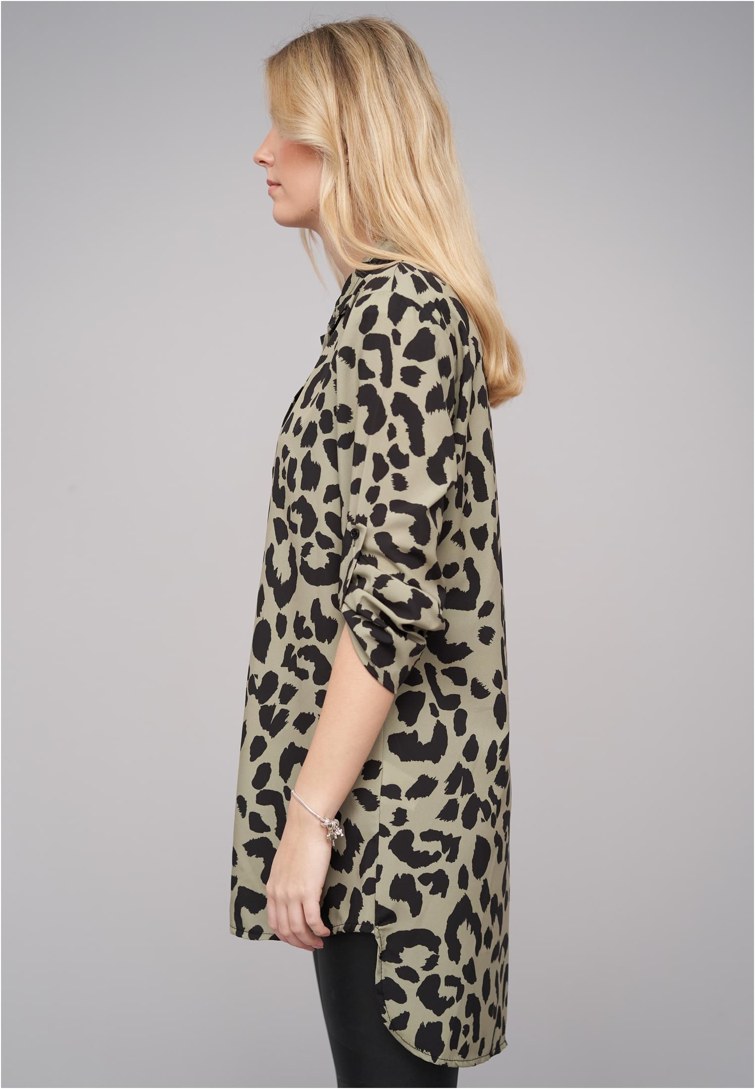 Cloud5ive Leo All Over Turn-Up Bluse