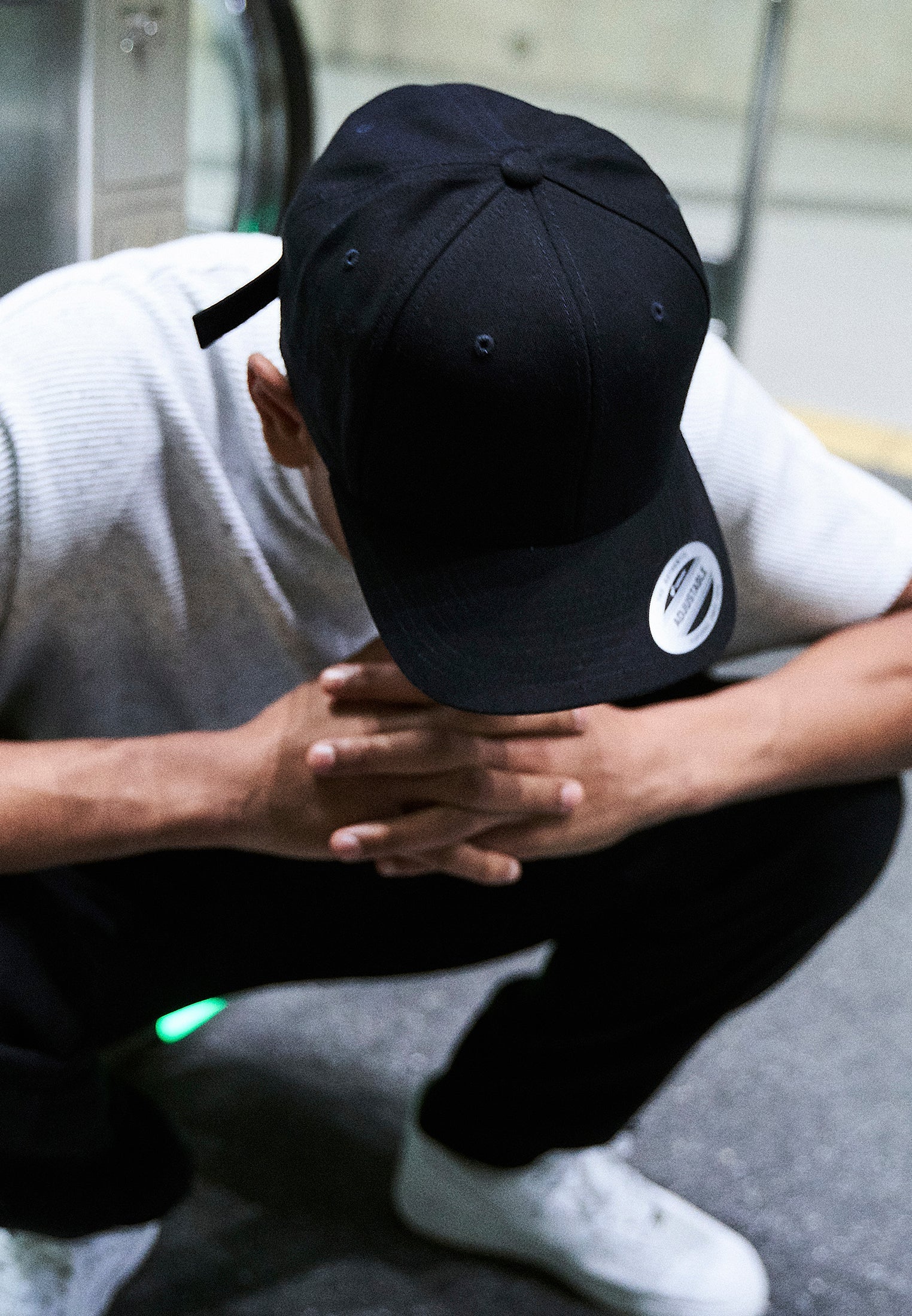 6-Panel Curved Snapback One Size - workoutbrands.com