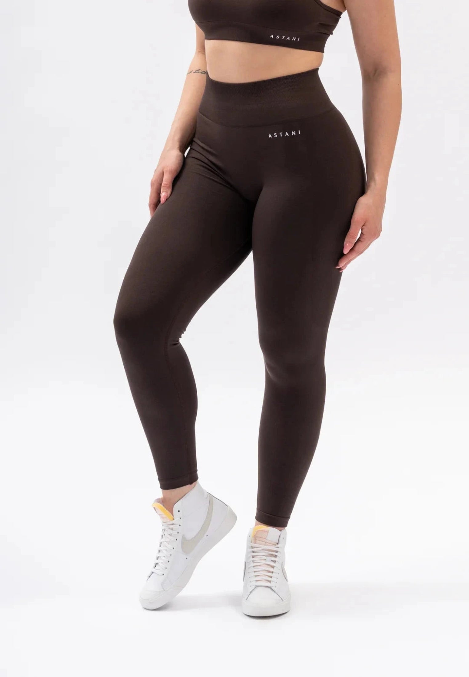 A BLISS Scrunch Tights - Dark Brown - workoutbrands.com