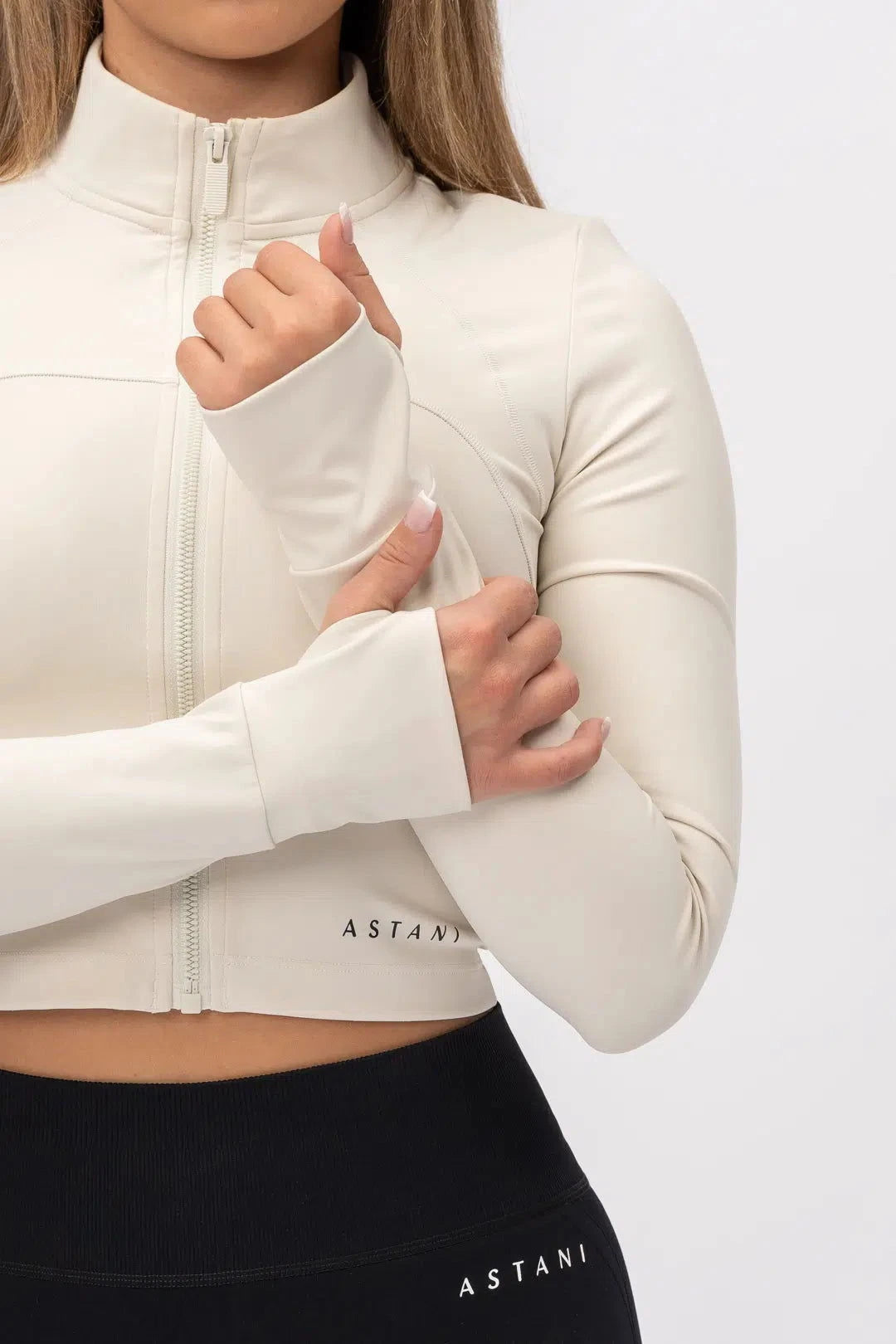 A CHIC Cropped Jacket - White - workoutbrands.com