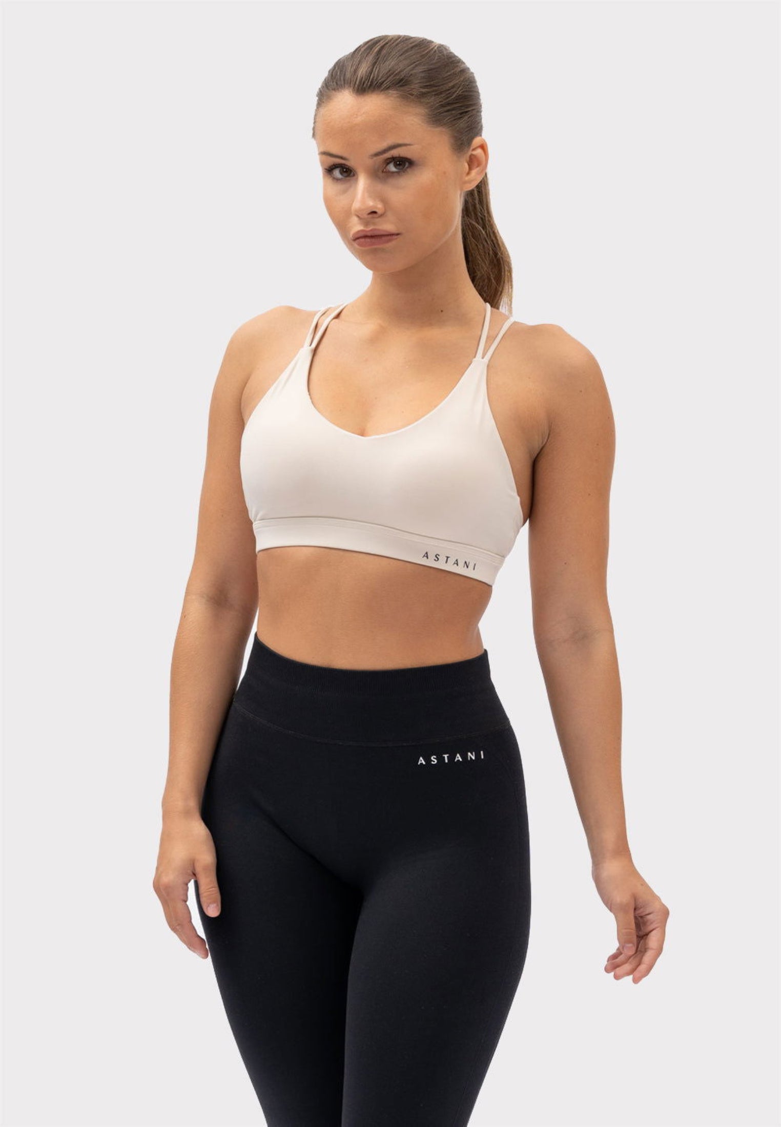 A EUPHORIA Top - Cream White - workoutbrands.com