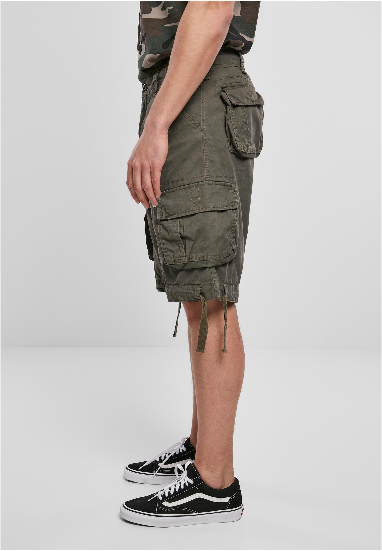 B Urban Legend Cargo Shorts