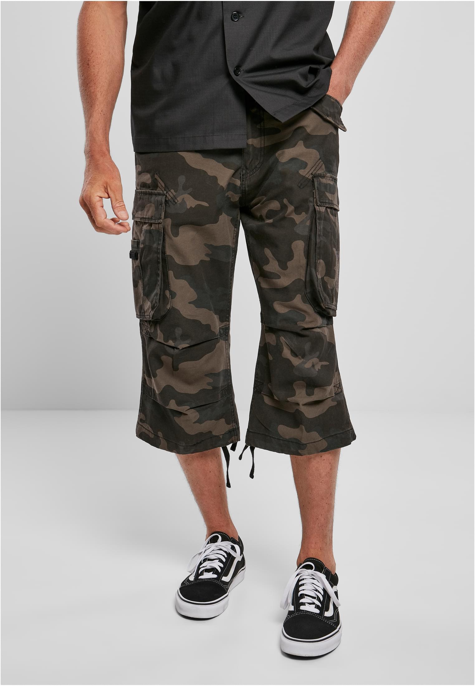 B Industry Vintage Cargo 3/4 Shorts - workoutbrands.com