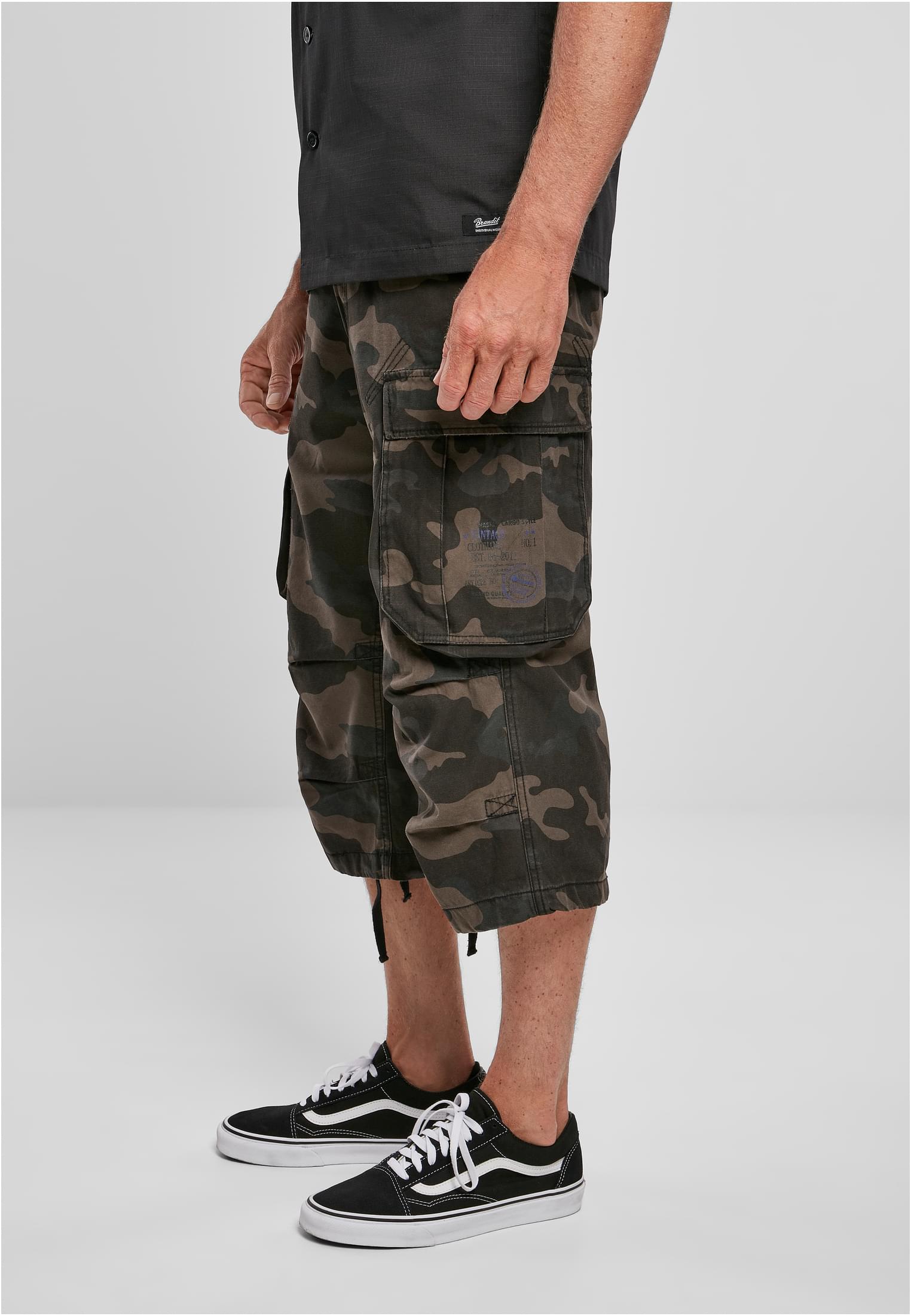 B Industry Vintage Cargo 3/4 Shorts - workoutbrands.com