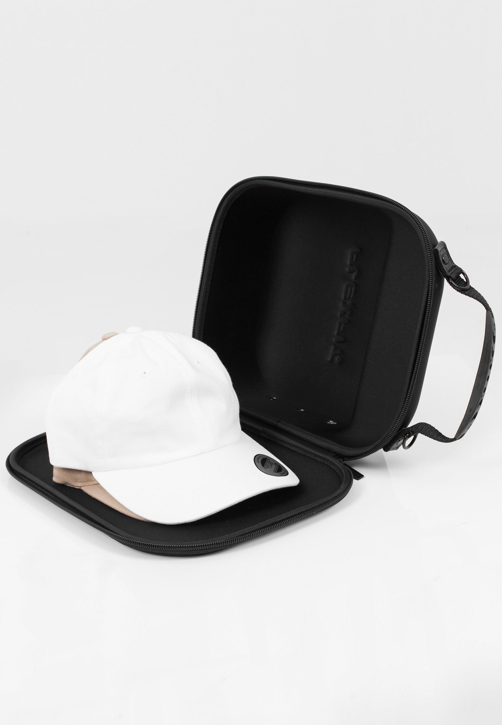 Cap Carrier black one size - workoutbrands.com