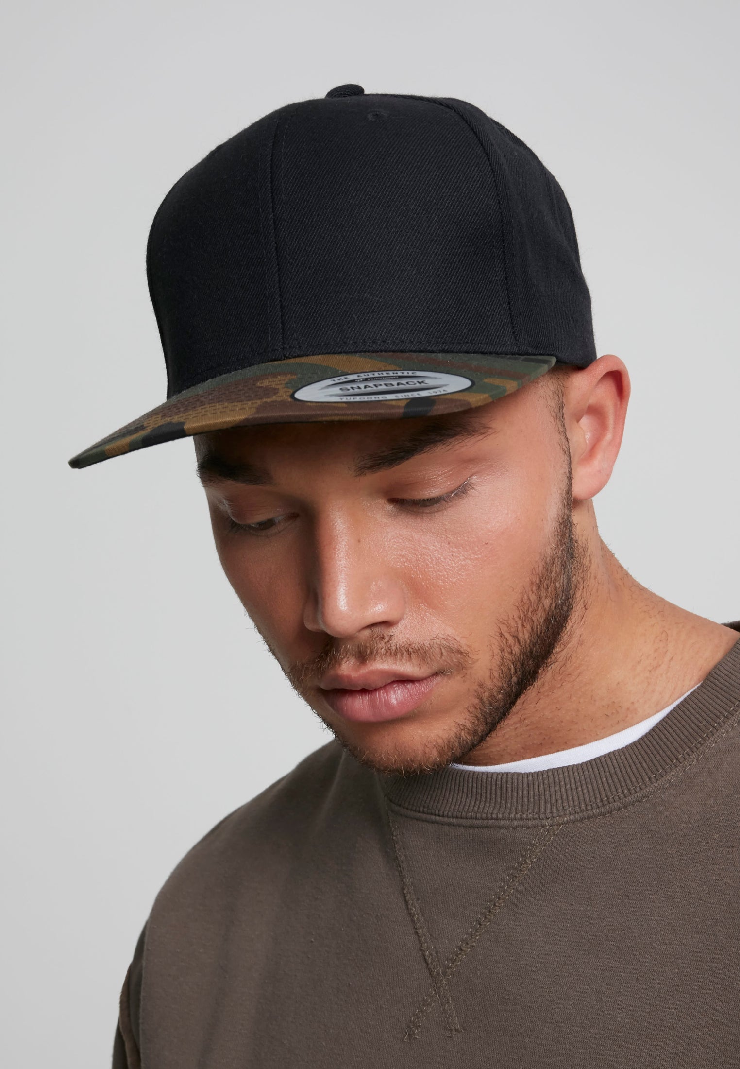 Classic Camo Snapback One Size - workoutbrands.com