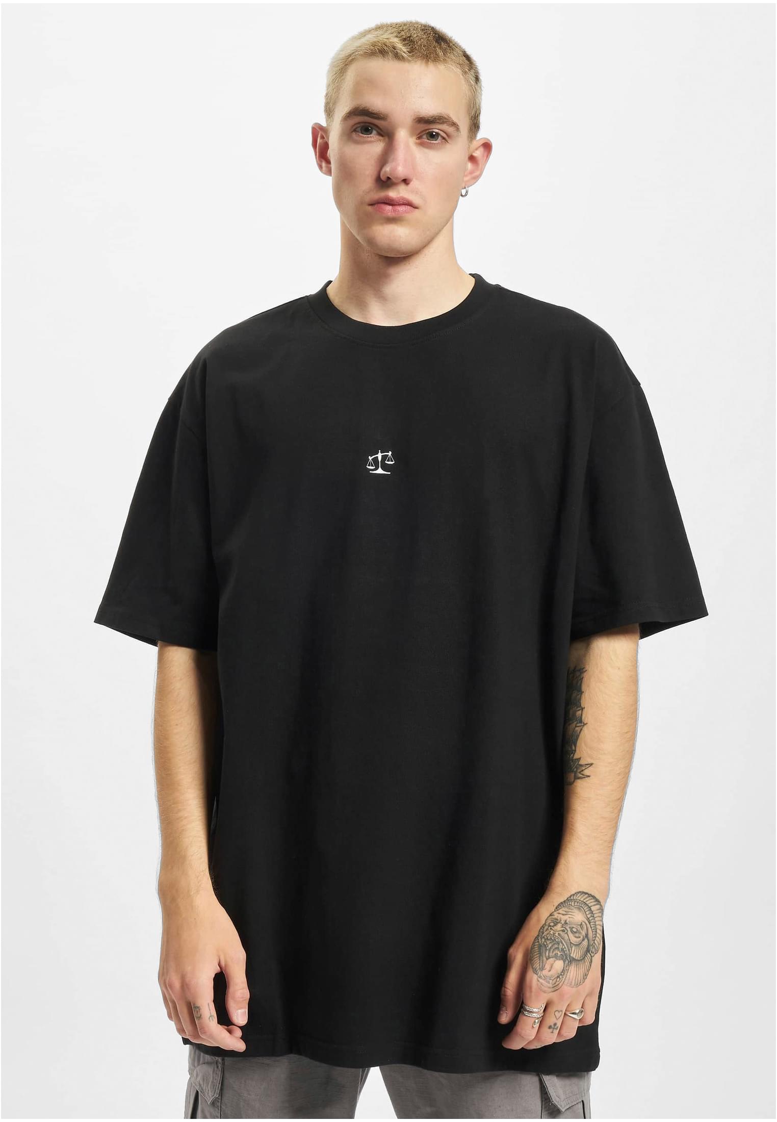 Crucial Oversize Tee black XXL - workoutbrands.com