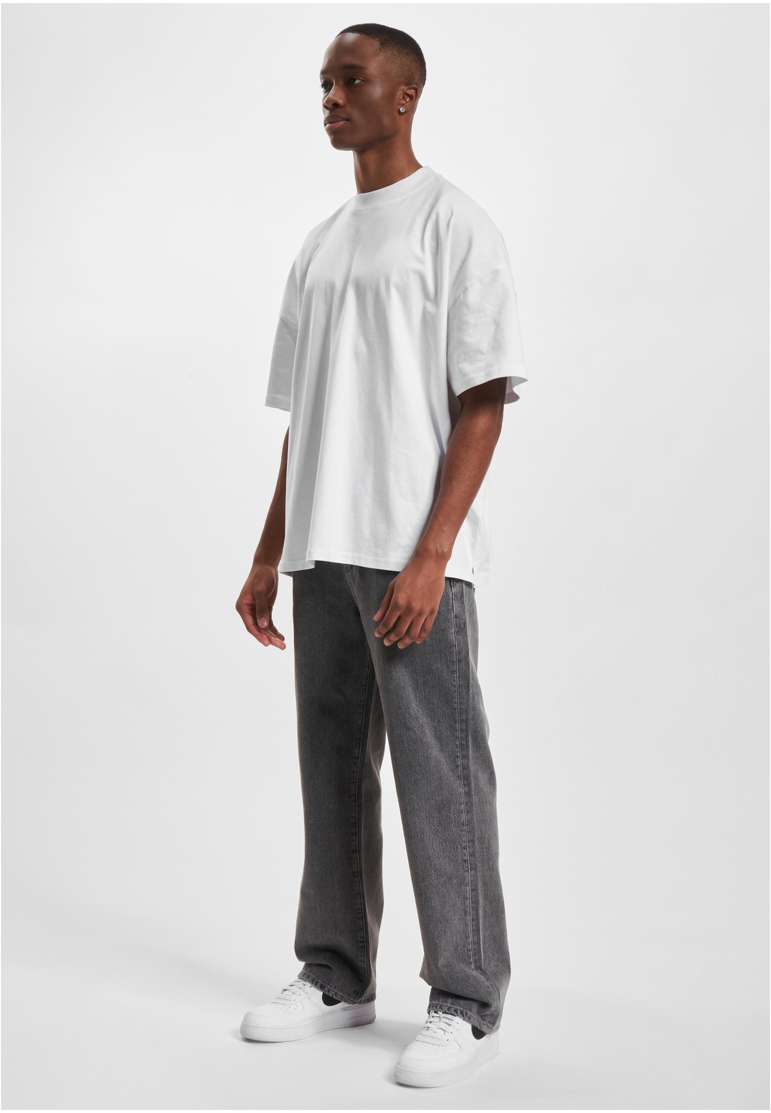 DEF Goethe Baggys light blue denim_ 34 - workoutbrands.com