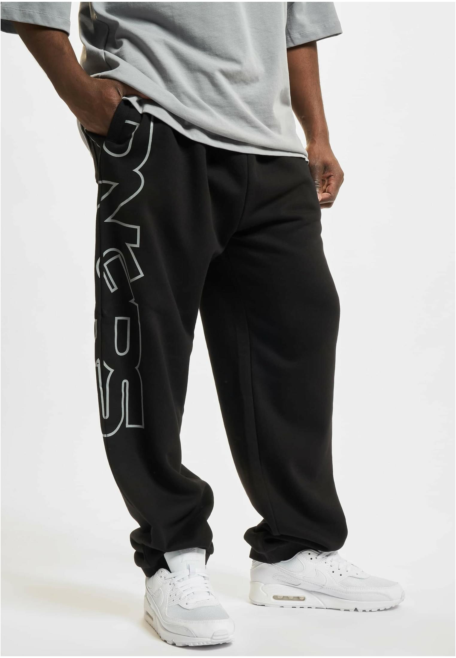 Dangerous DNGRS Cumulus Big Print Sweatpants black/grey S - workoutbrands.com
