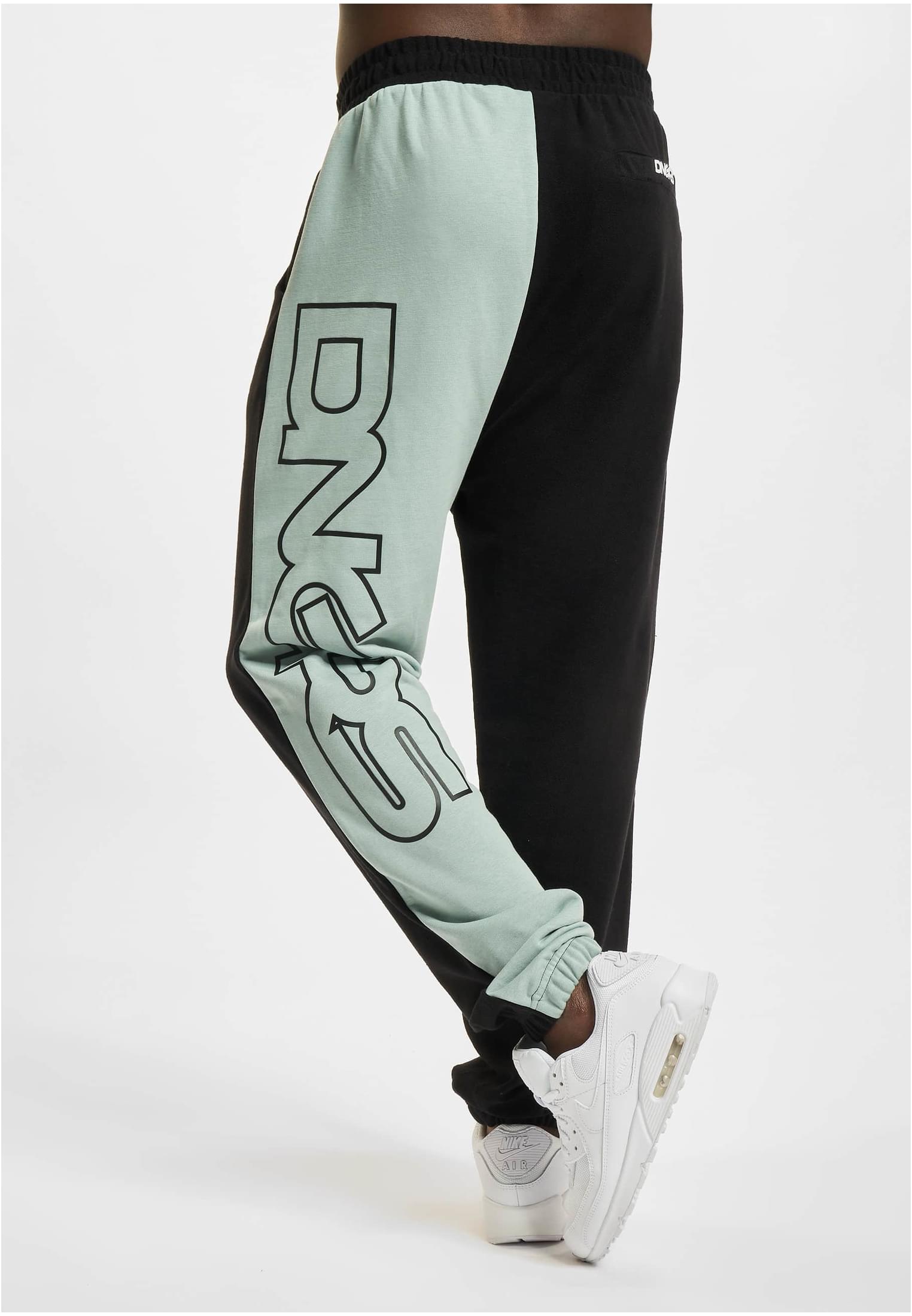 Dangerous DNGRS Cumulus Big Print Sweatpants black/grey S - workoutbrands.com