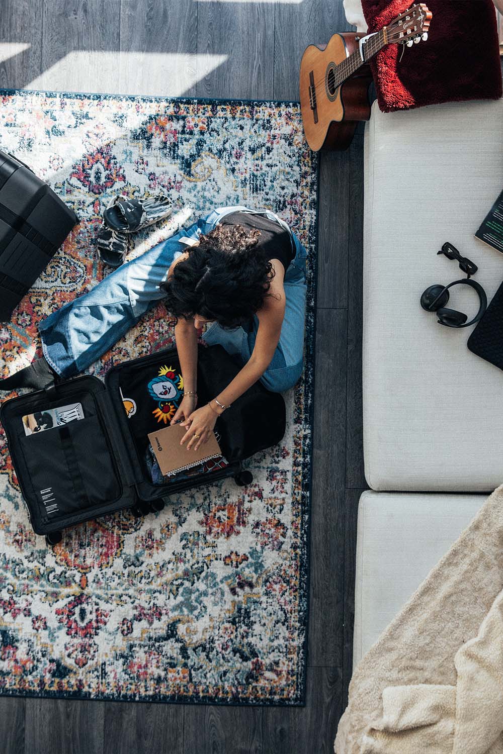 Db Ramverk Pro Check-in Luggage Large - Black - workoutbrands.com