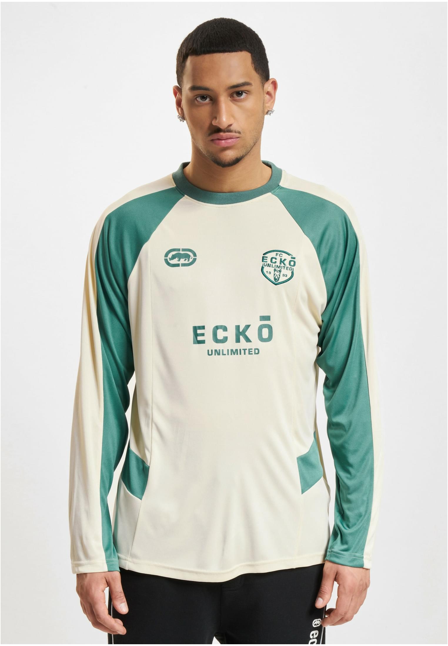 Ecko Unltd. TrainingTwo Longsleeves