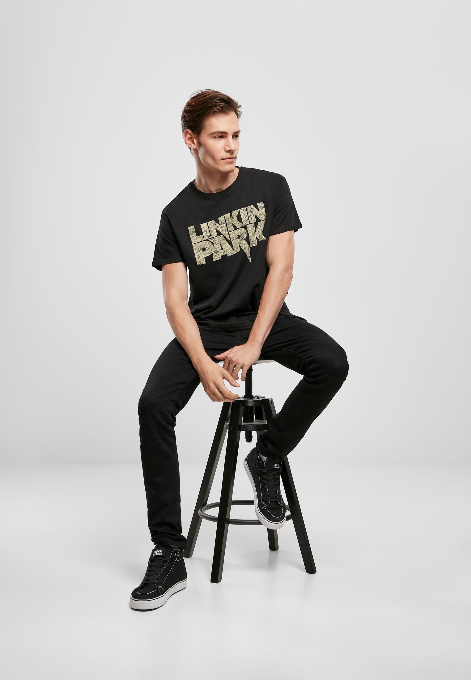 Linkin Park Distressed Logo Tee black XXL - workoutbrands.com