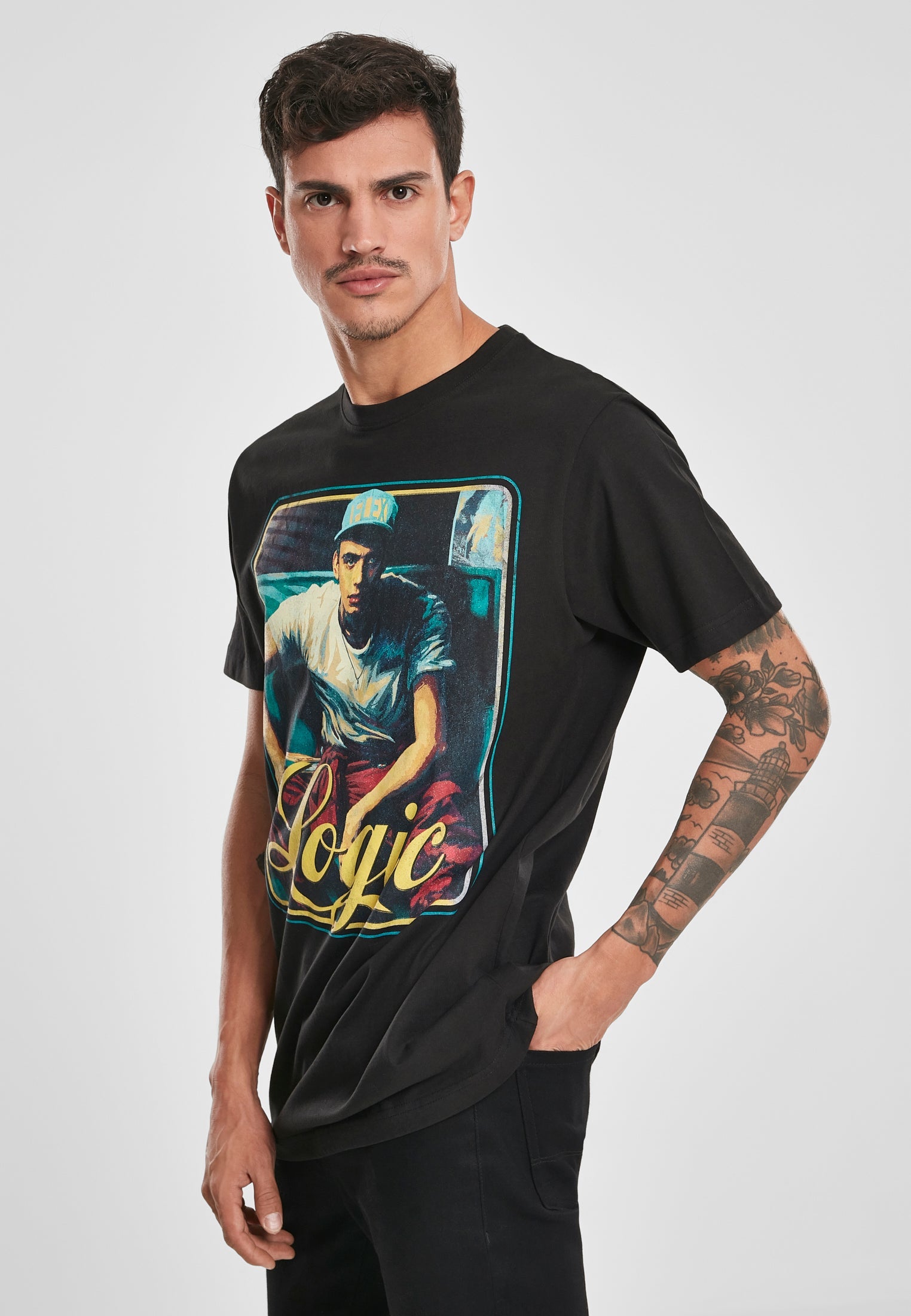 Logic Tarantino Pose Tee black XXL - workoutbrands.com