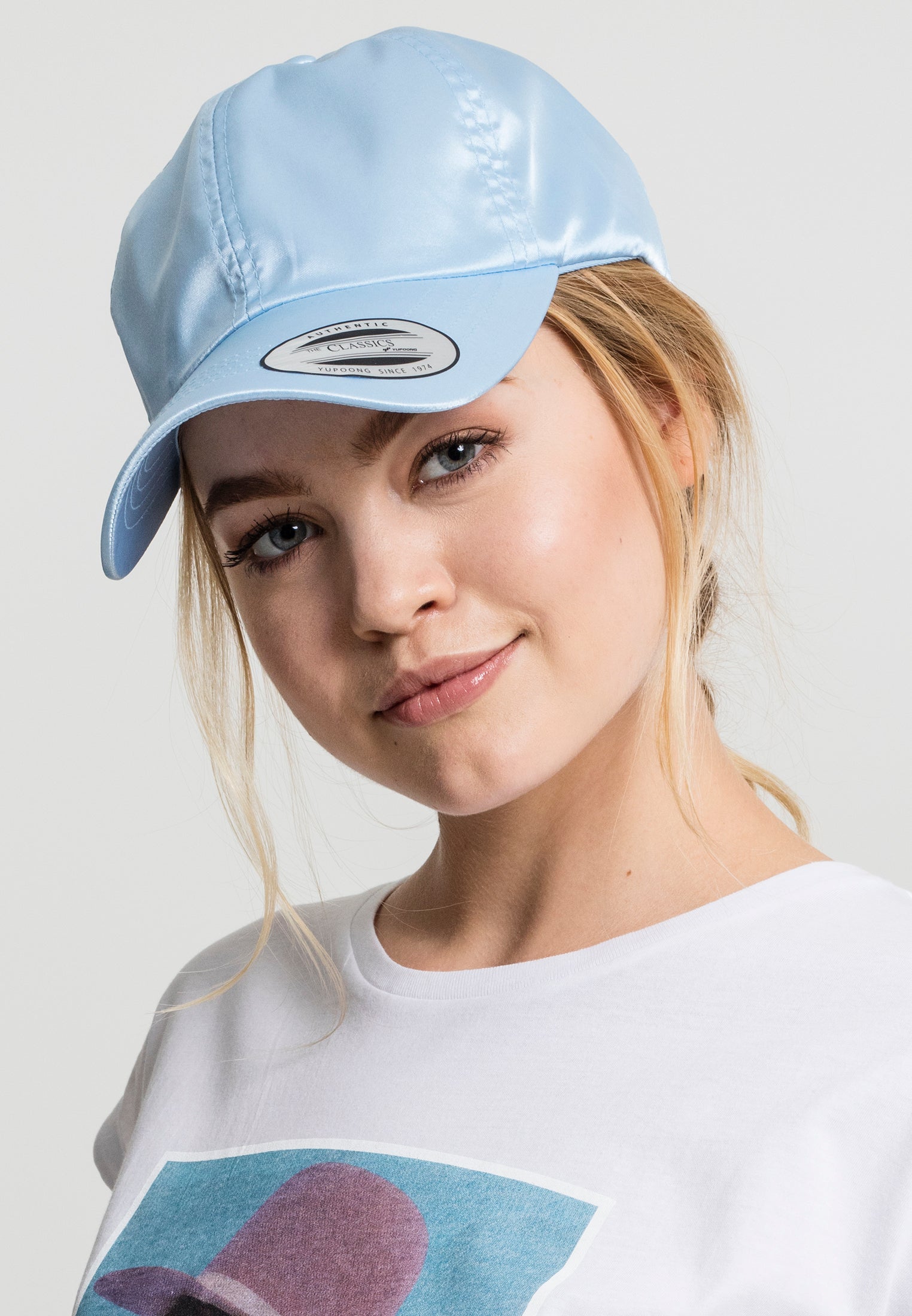 Low Profile Satin Cap Snapback One Size - workoutbrands.com