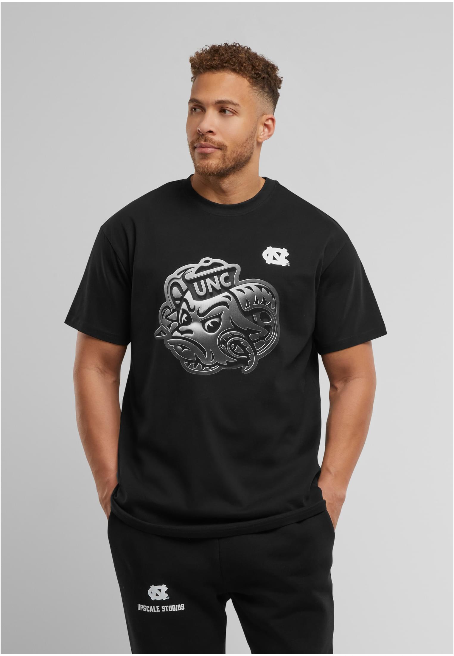 MT North Carolina Chrome Logo Oversized T-shirt