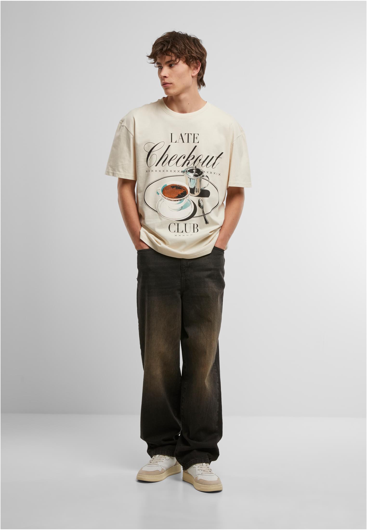 MT Late Checkout Coffee Oversize Tee
