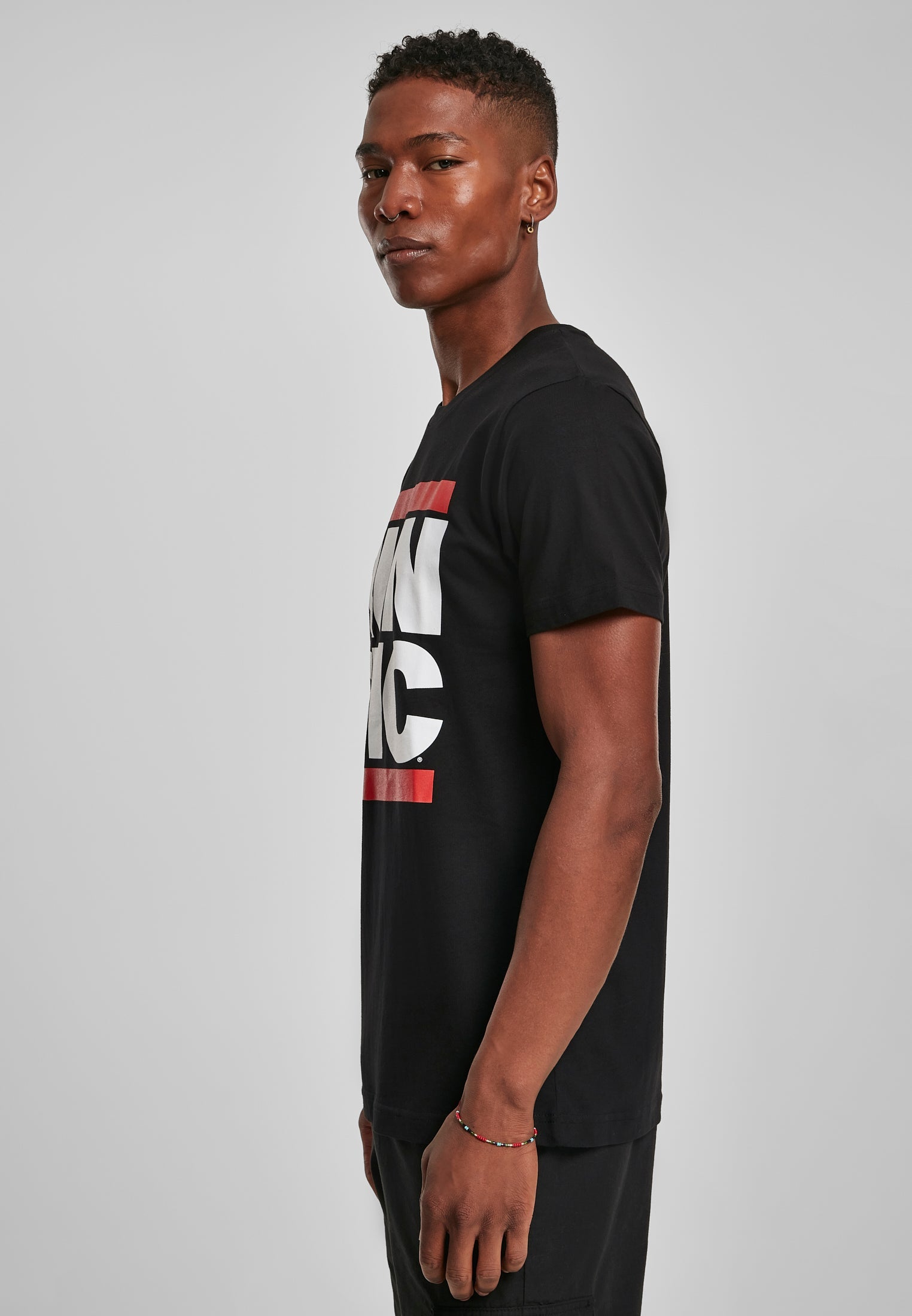 Run DMC Logo Tee black XXL - workoutbrands.com