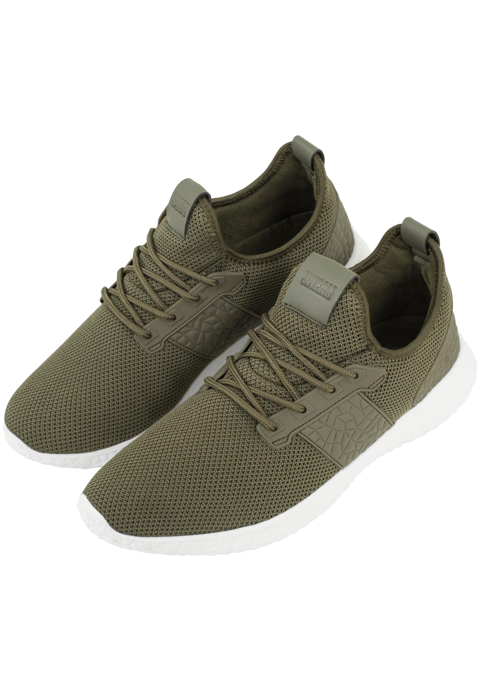 UC Advanced Light Runner Shoe