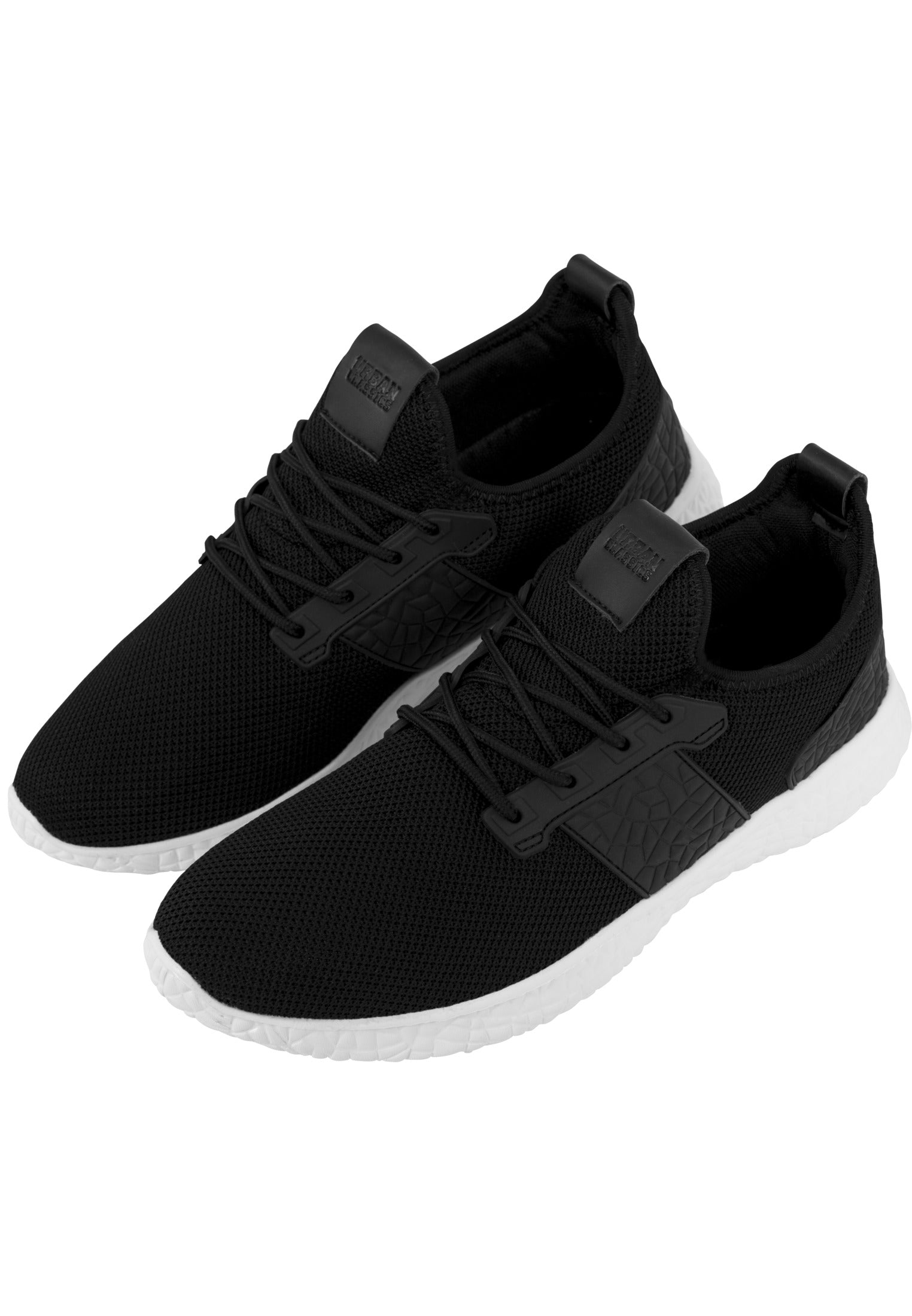 UC Advanced Light Runner Shoe