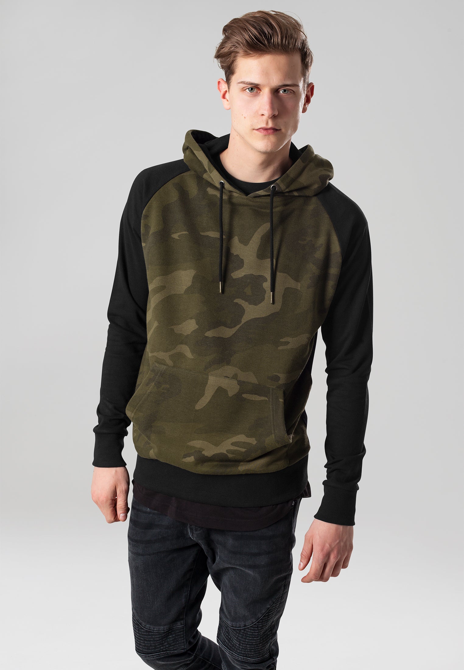 UC Camo Contrast Raglán Hoody