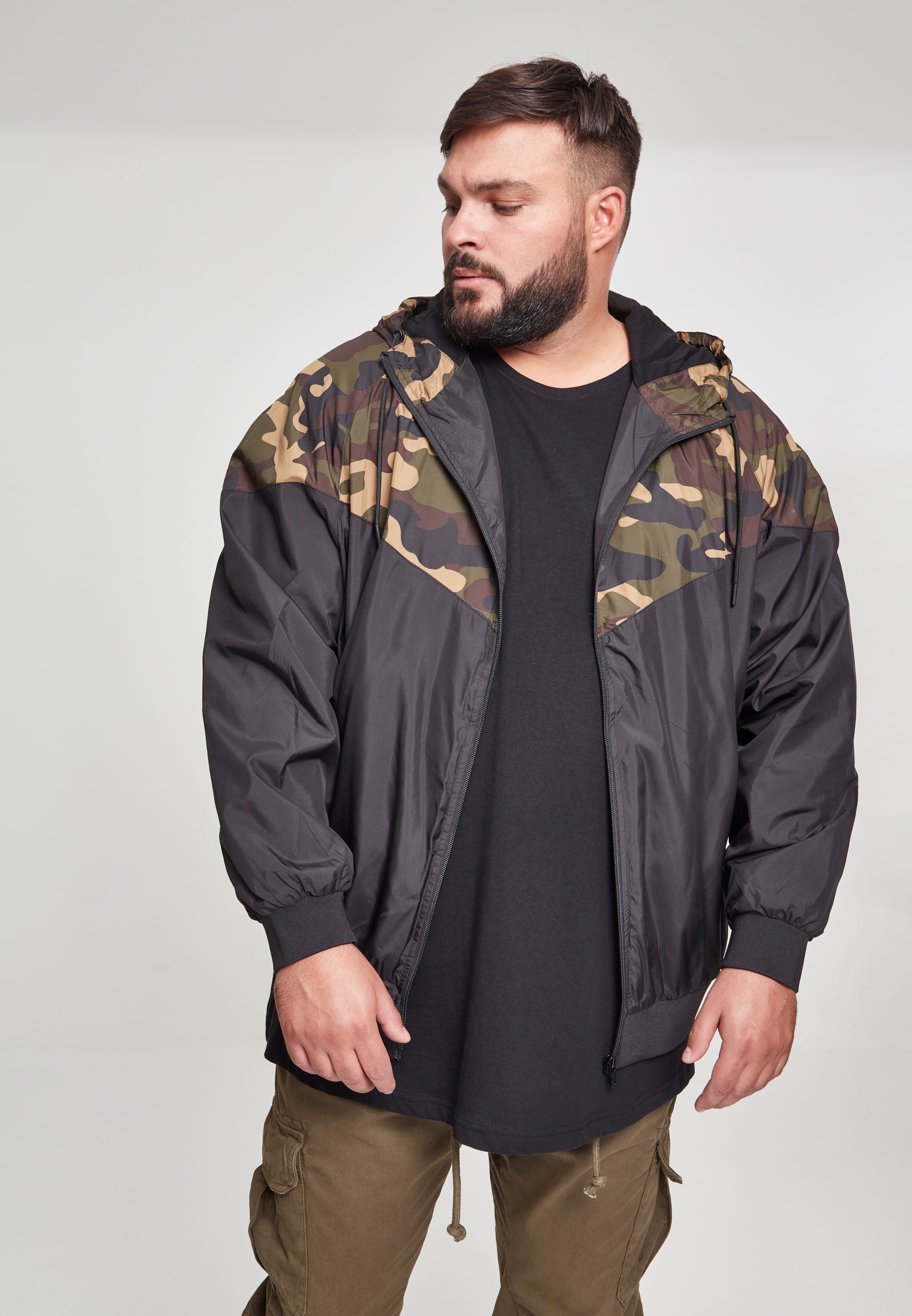 UC Pattern Arrow Windrunner