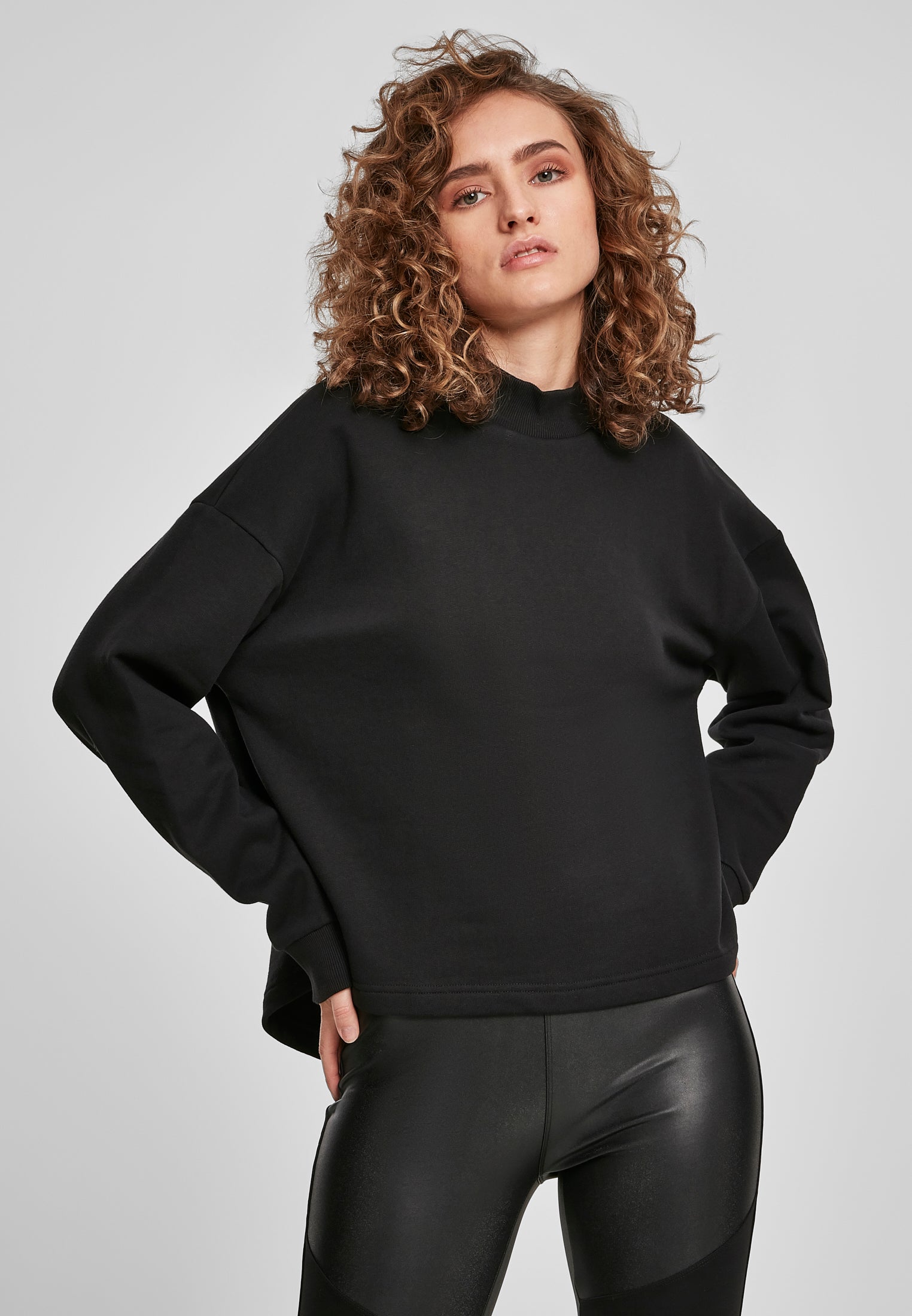 UC Oversized High Neck Crew