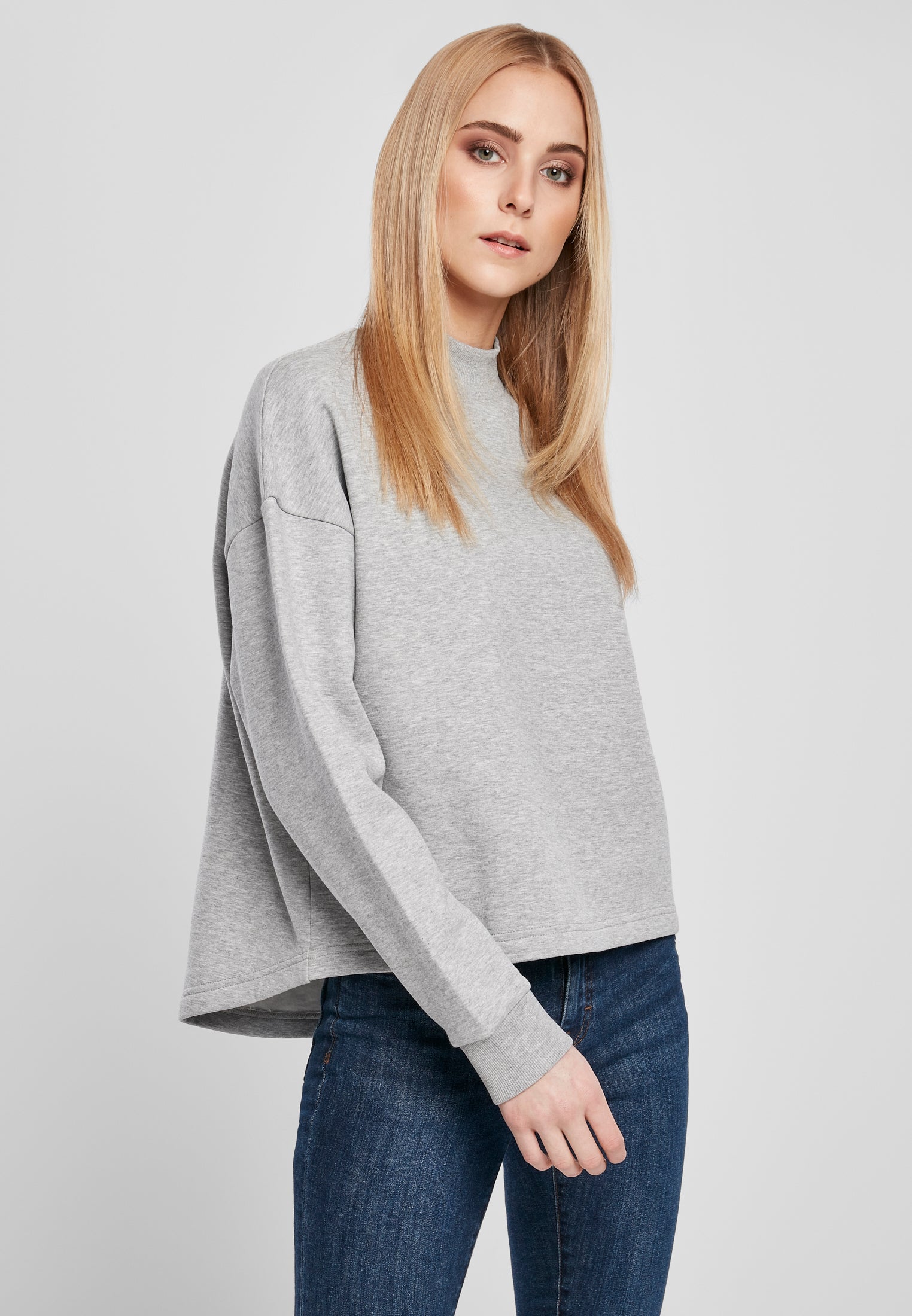 Maglia girocollo oversize a collo alto UC