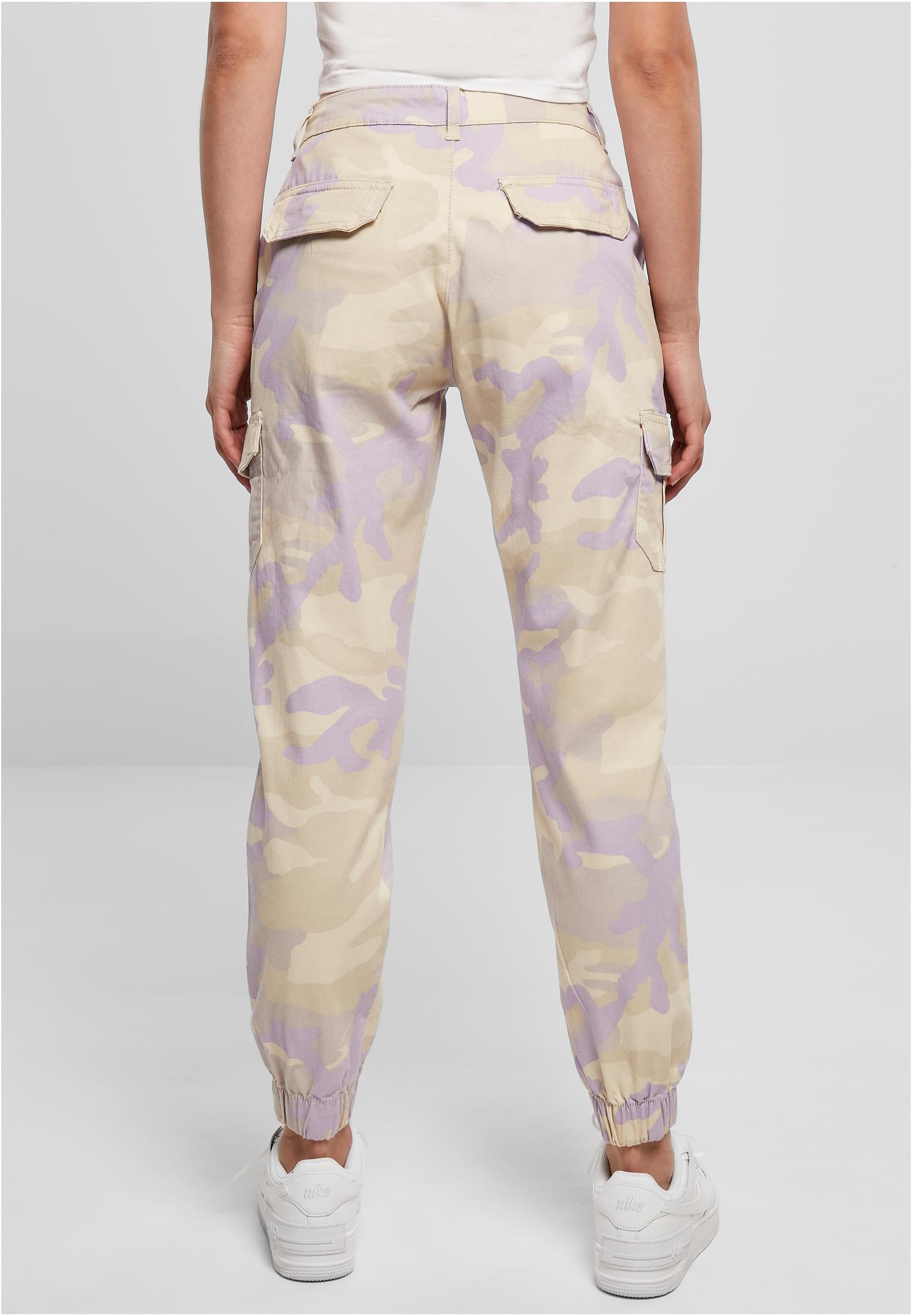 UC High Waist Camo Cargo Pants