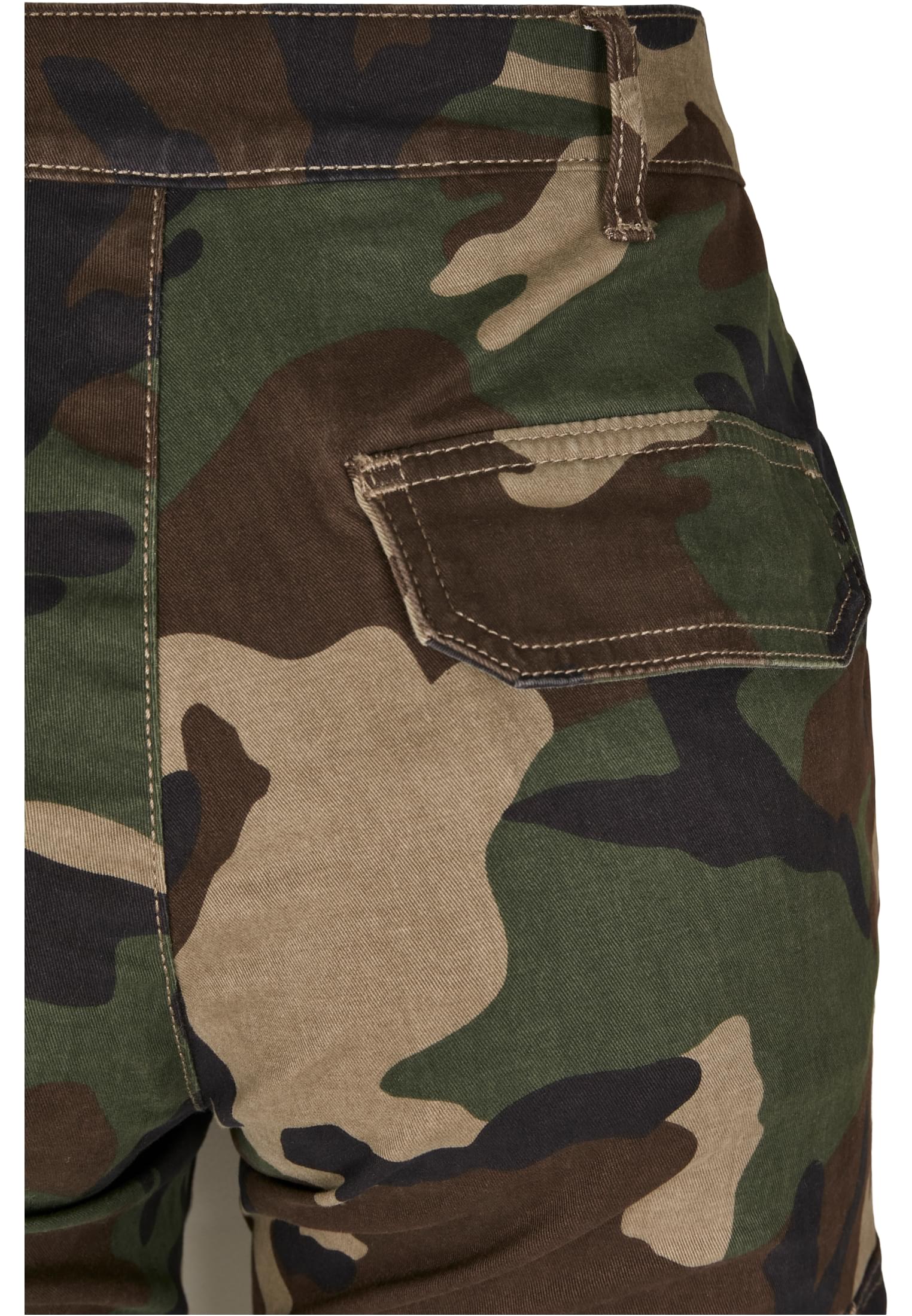 UC High Waist Camo Cargo Pants