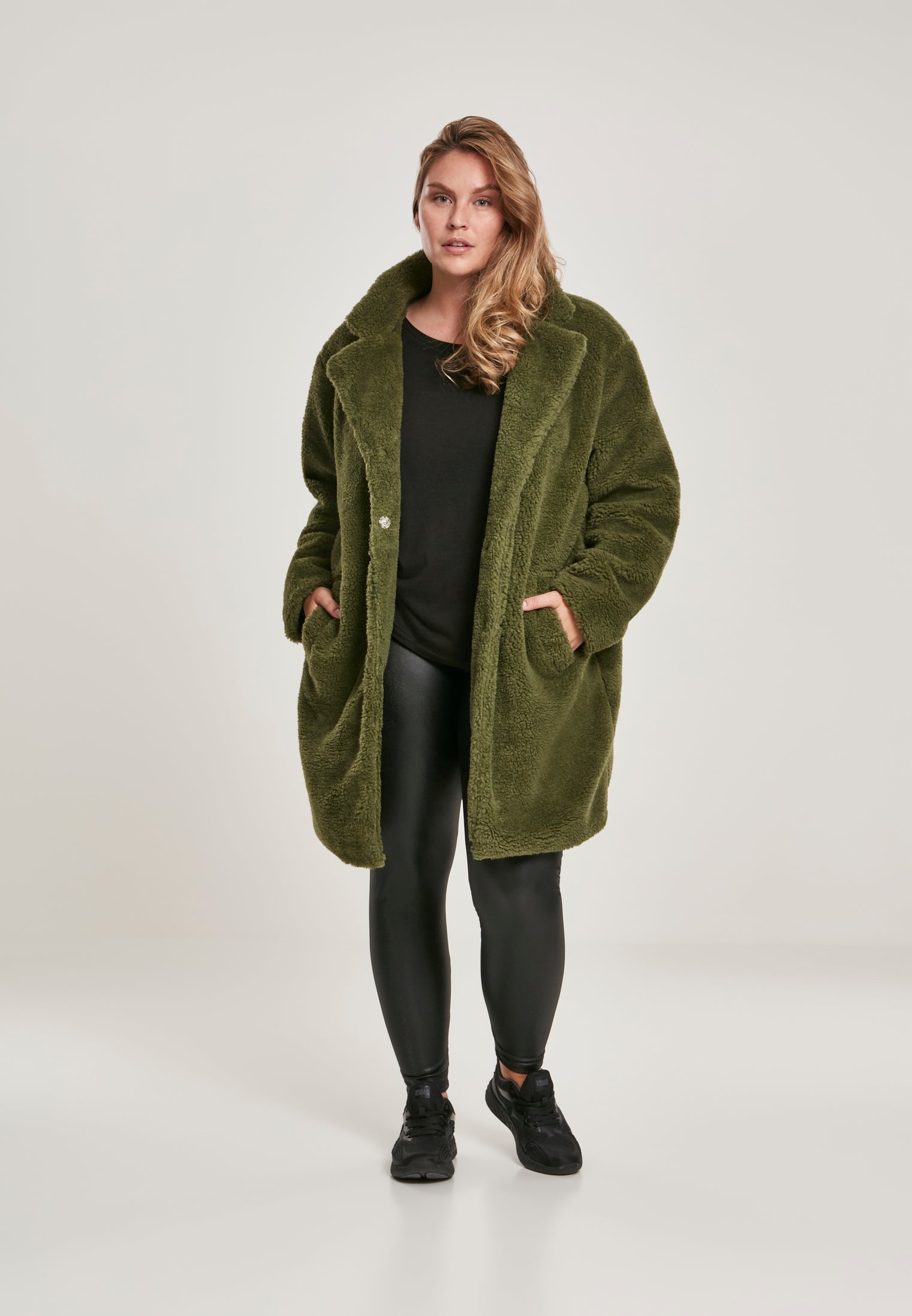 UC Oversized Sherpa Coat