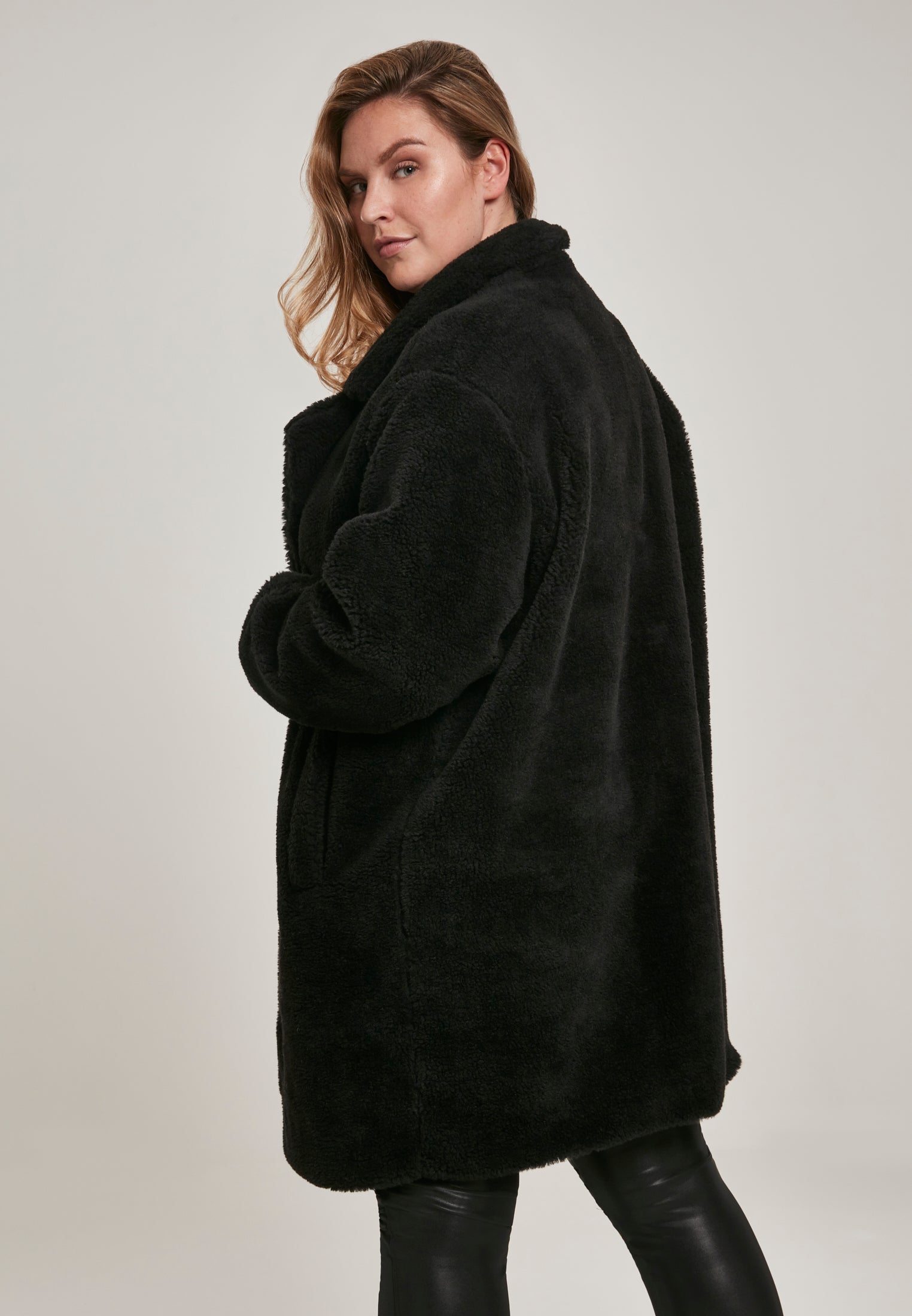 UC Oversized Sherpa Coat