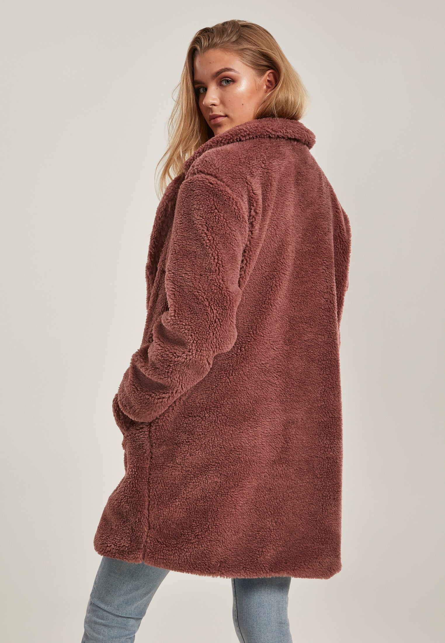 UC Oversized Sherpa Coat