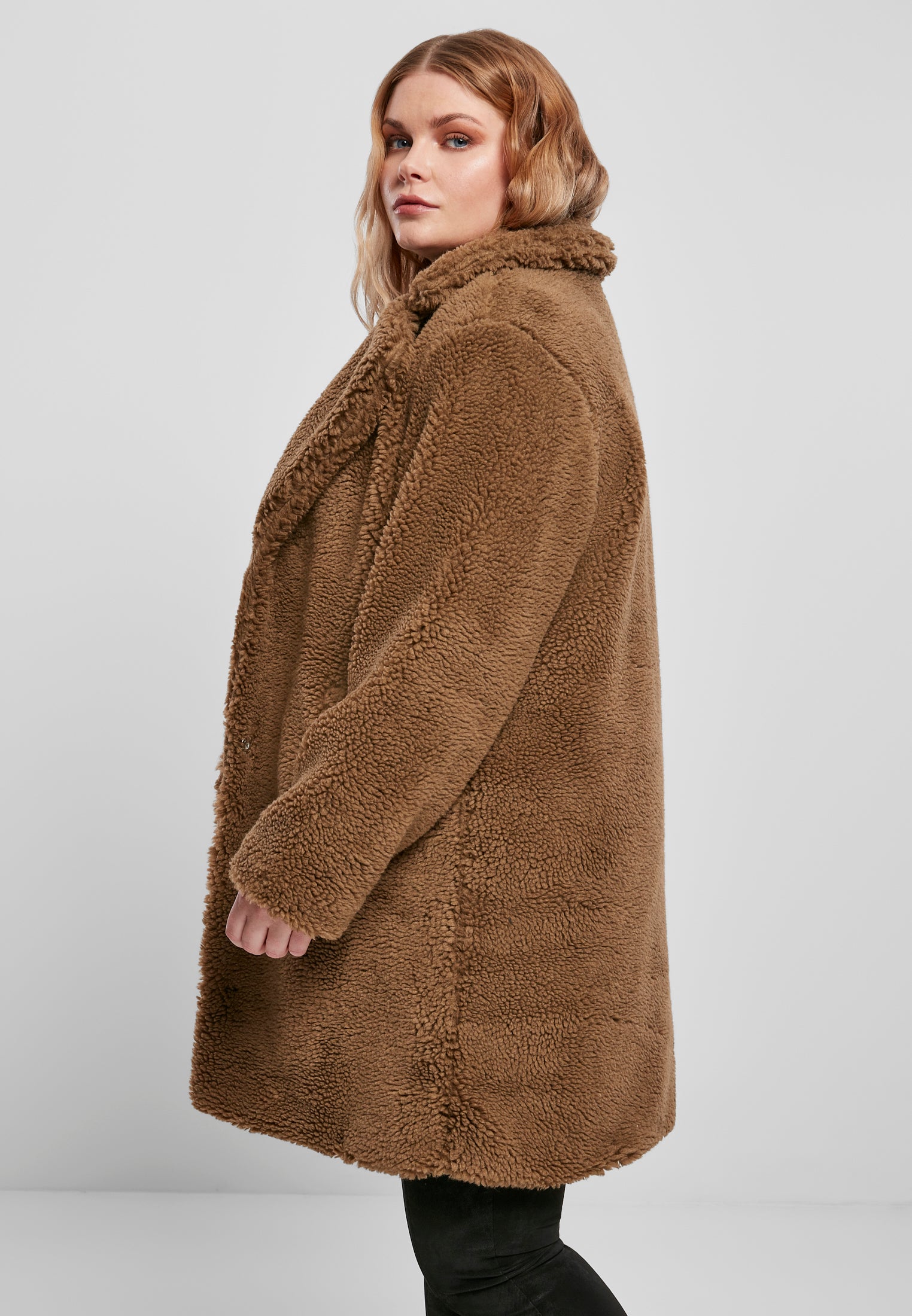 UC Oversized Sherpa Coat