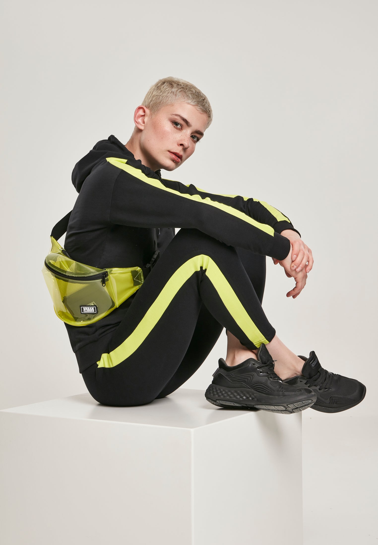 Bluza z kapturem UC Neon Shoulder Stripe