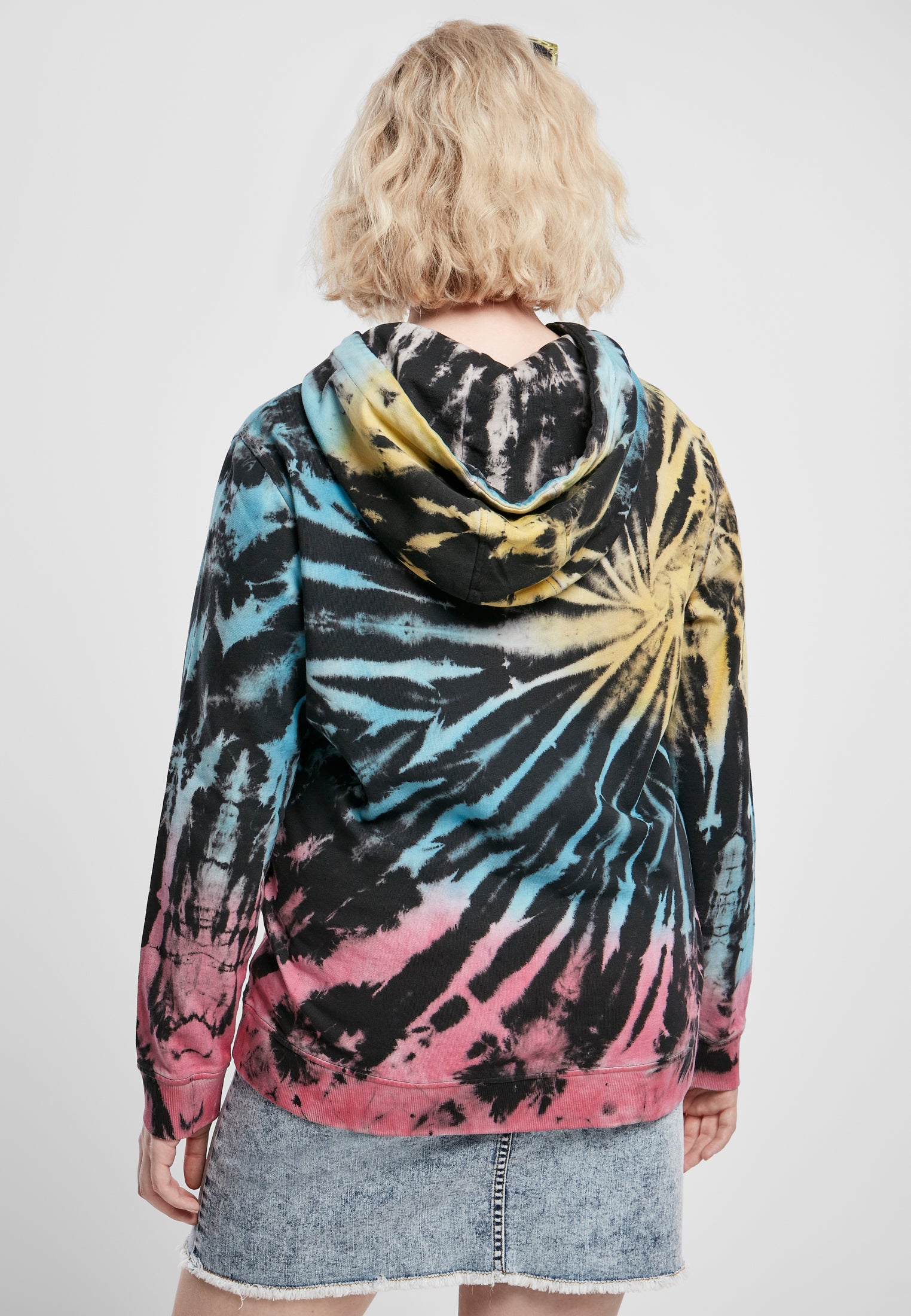 UC Tie Dye hettupeysa