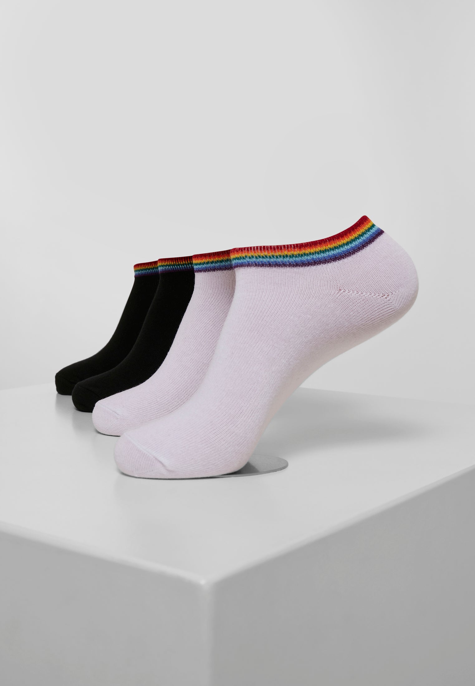 UC Rainbow Socks No Show 4-Pack