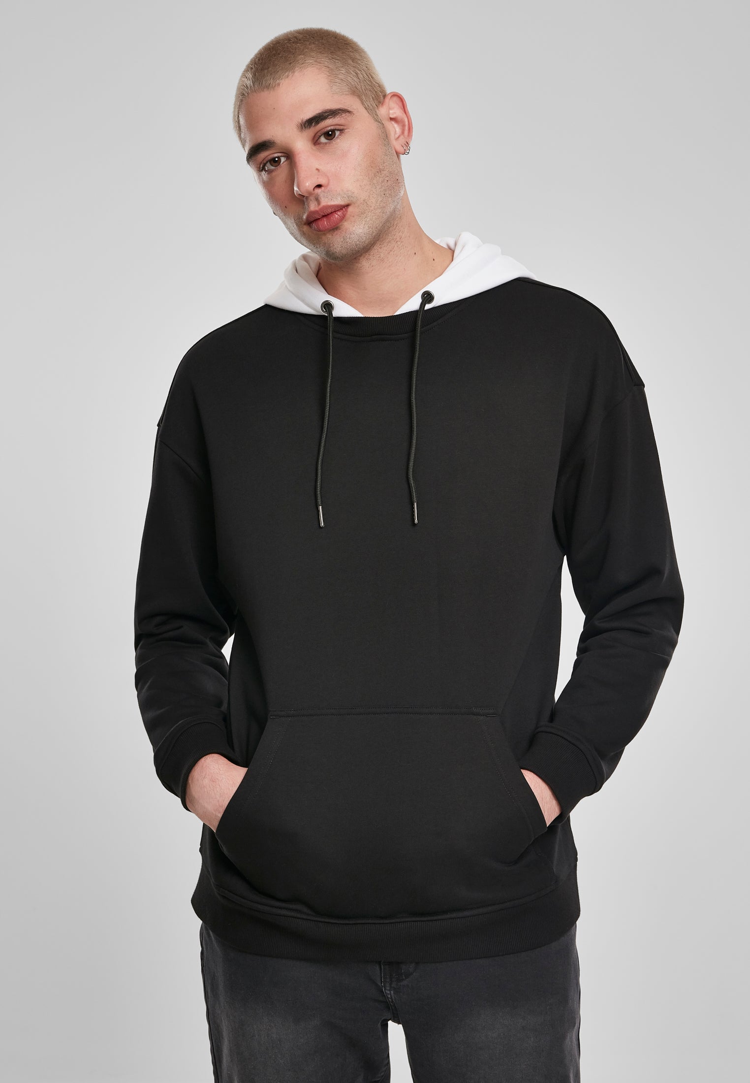 Felpa con cappuccio oversize nera XXL