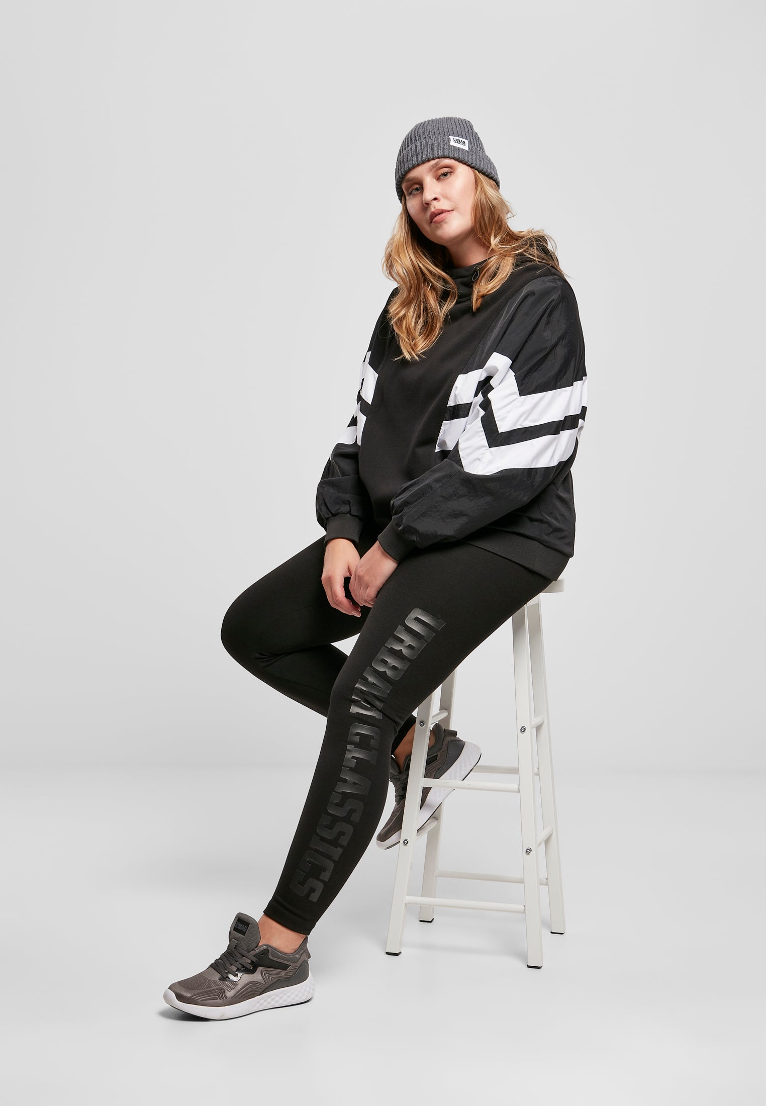 Leggings a vita alta con marchio UC