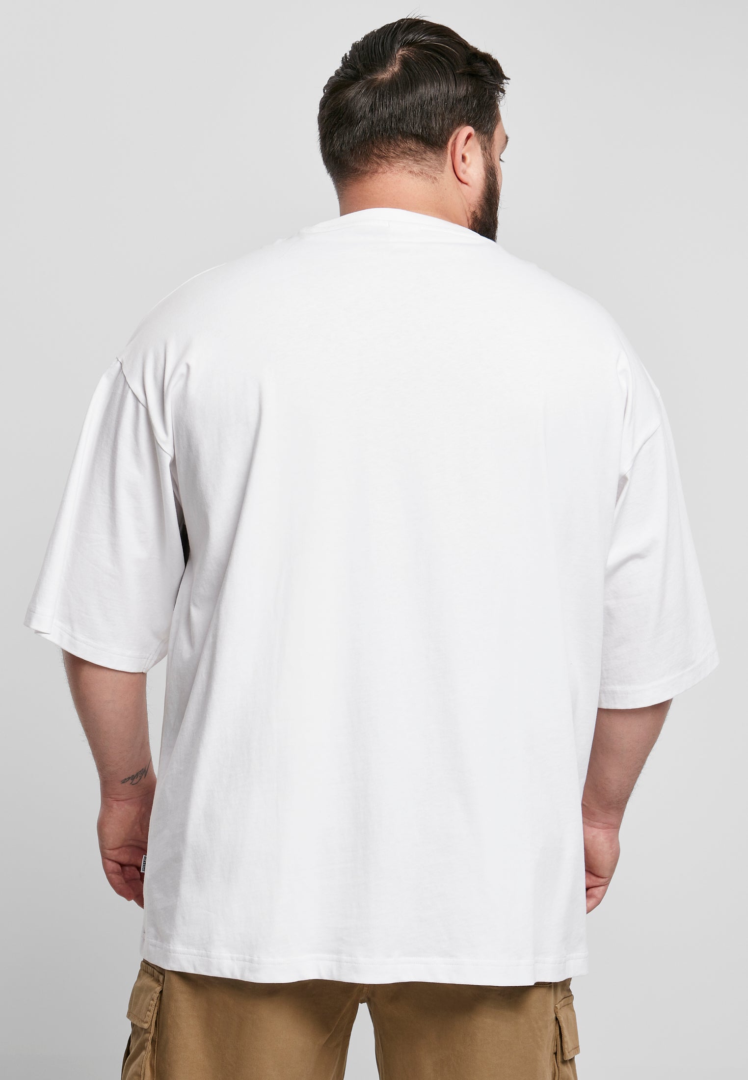 UC Big Double Pocket T-shirt