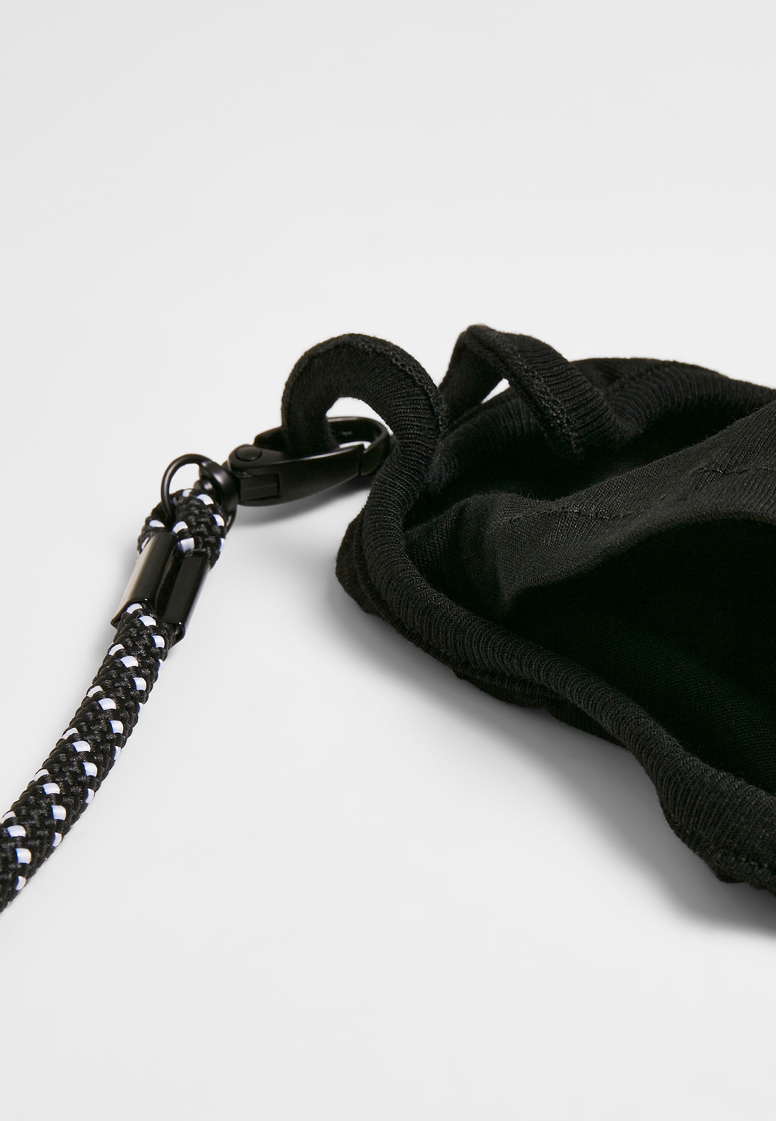 UC Strap With Face Mask