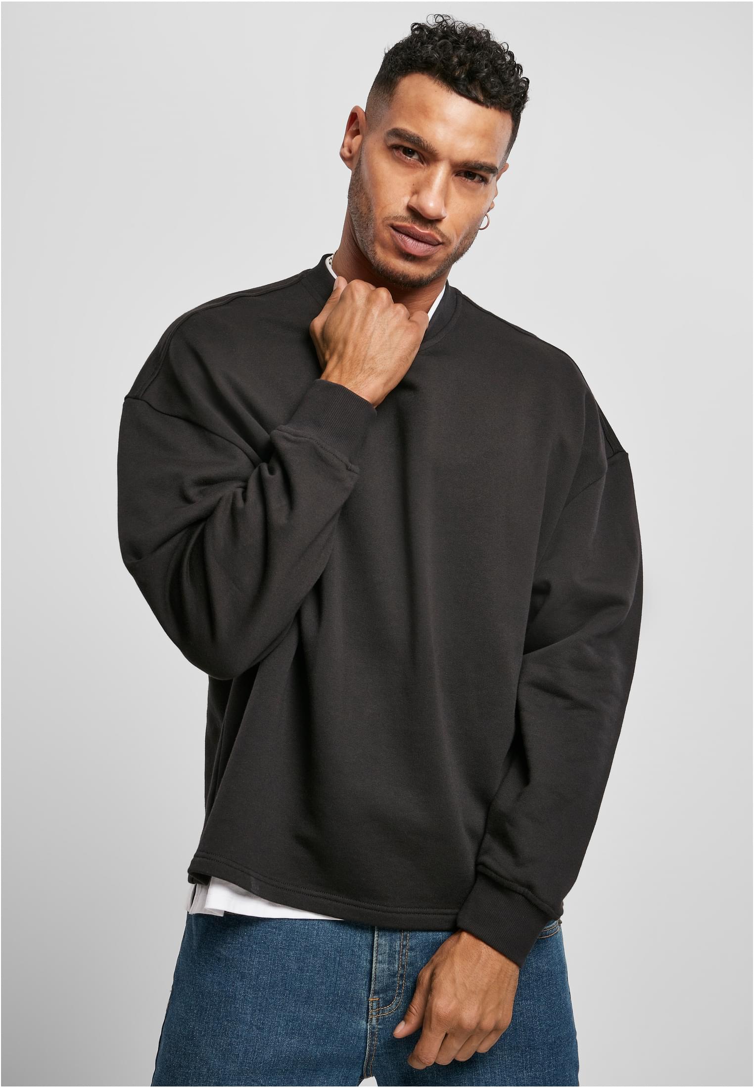 UC Organic Oversized Boxy Crew