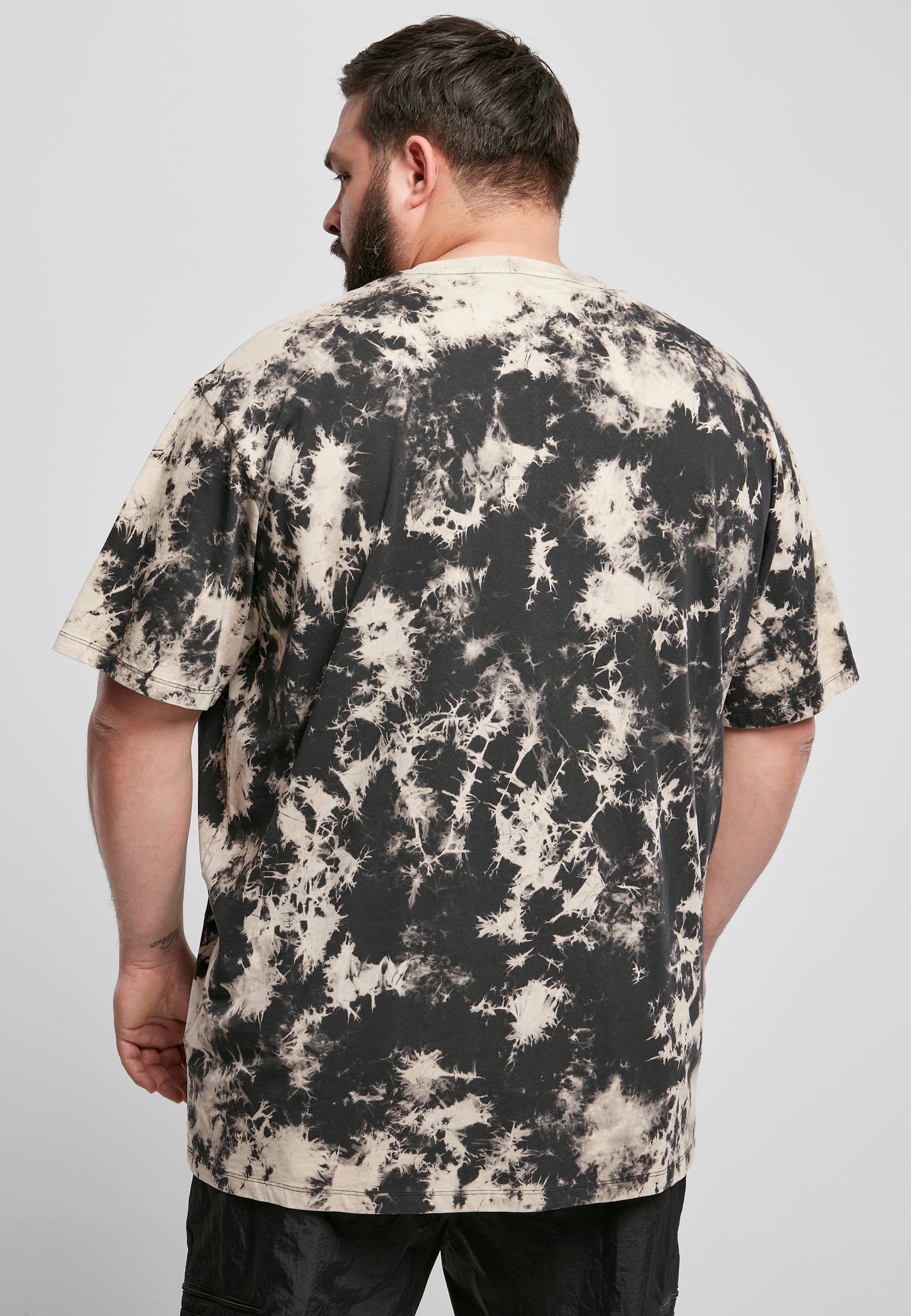 UC Oversized Bleached Tee