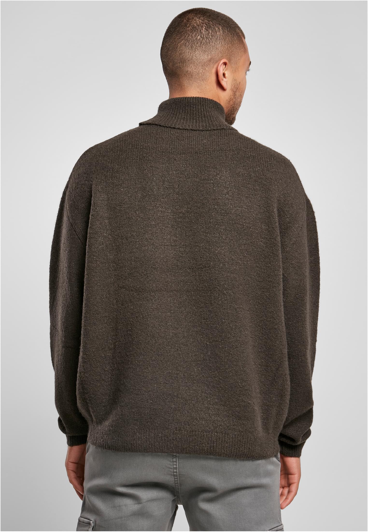 UC Oversized Roll Neck Sweater