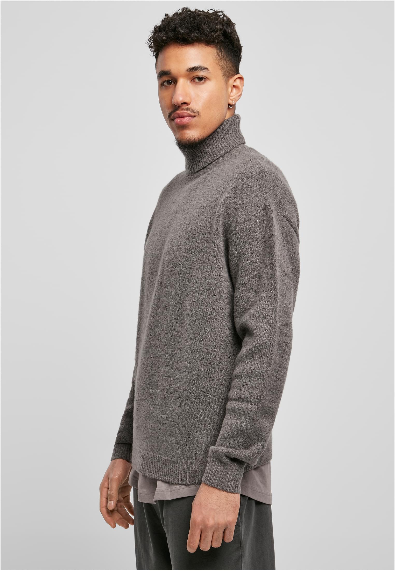 UC Oversized Roll Neck Sweater