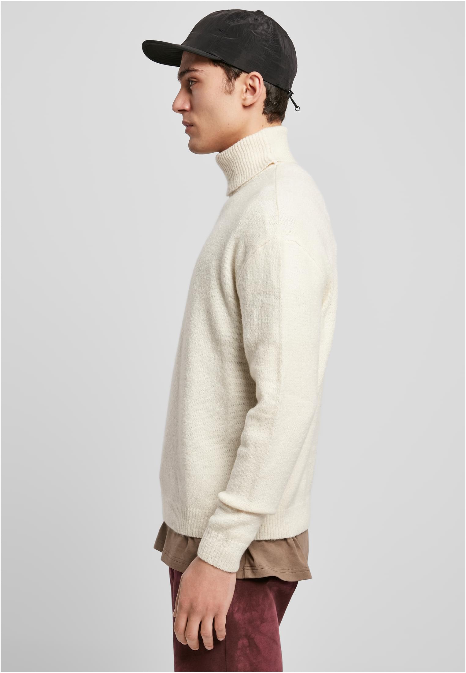 UC Oversized Roll Neck Sweater