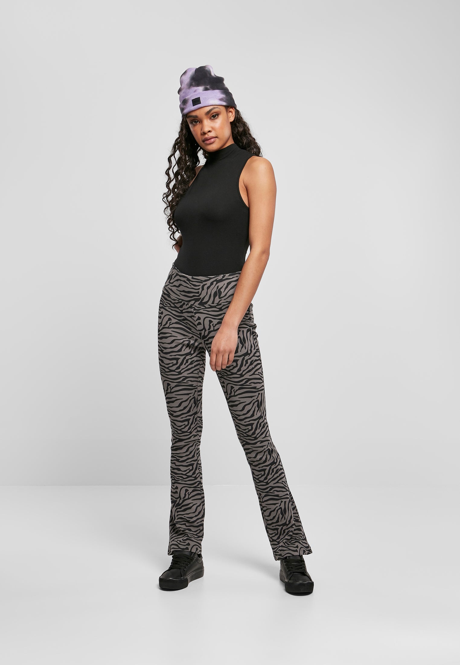 UC Kolsuz Balıkçı Yaka Body