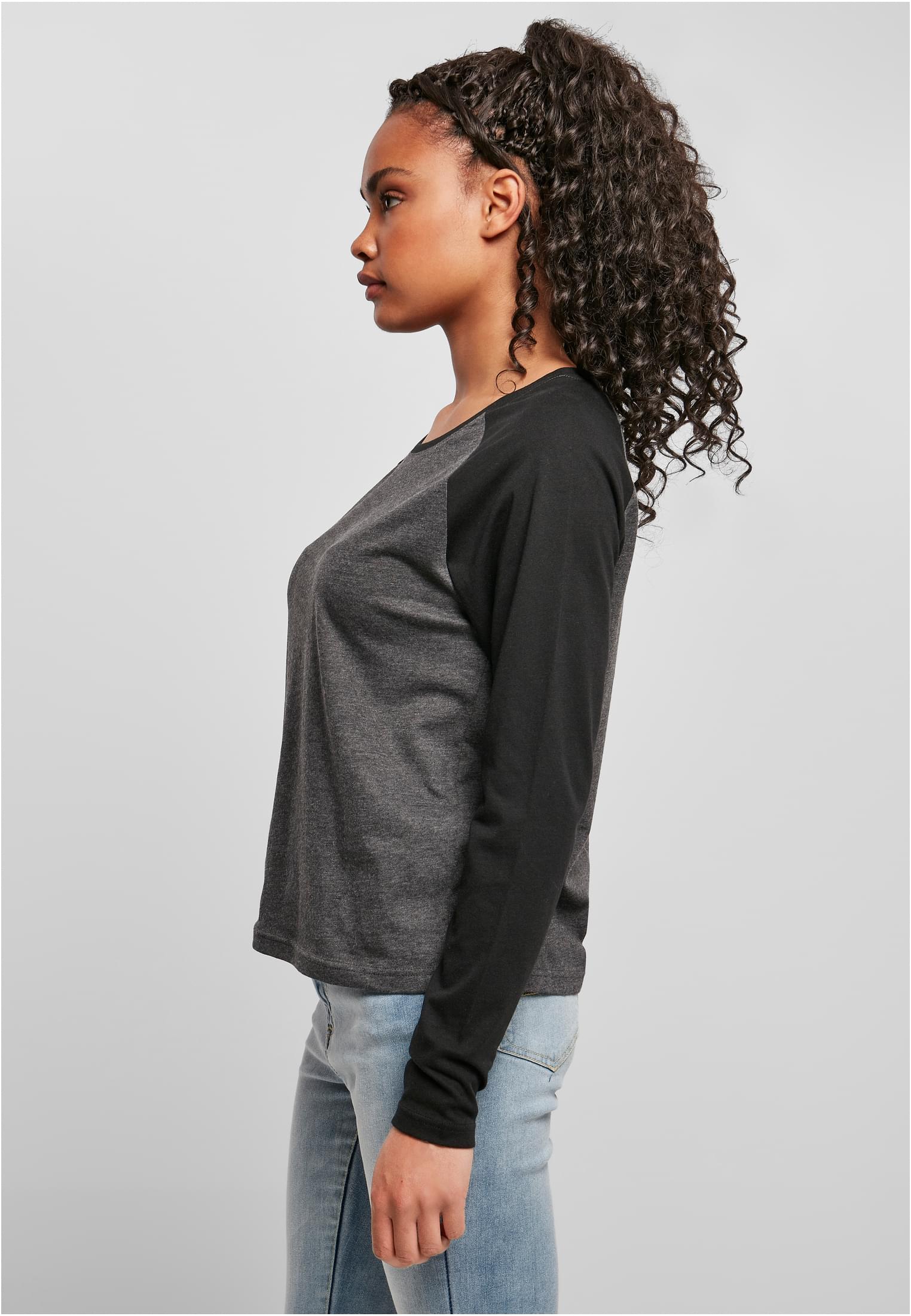 UC Contrast Raglan Longsleeve