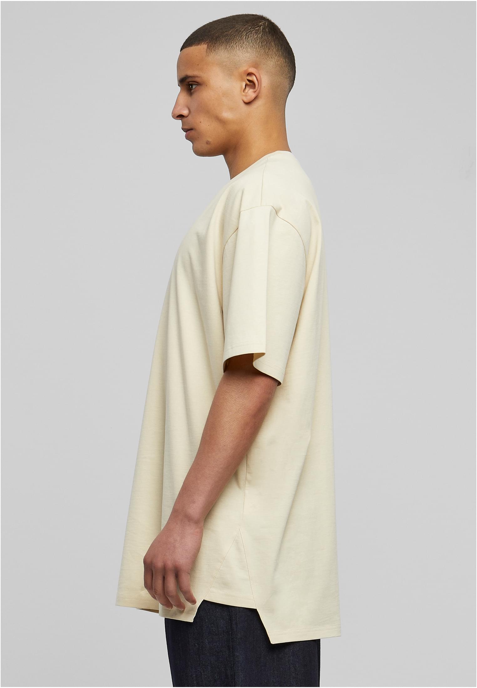 Camiseta Triângulo UC